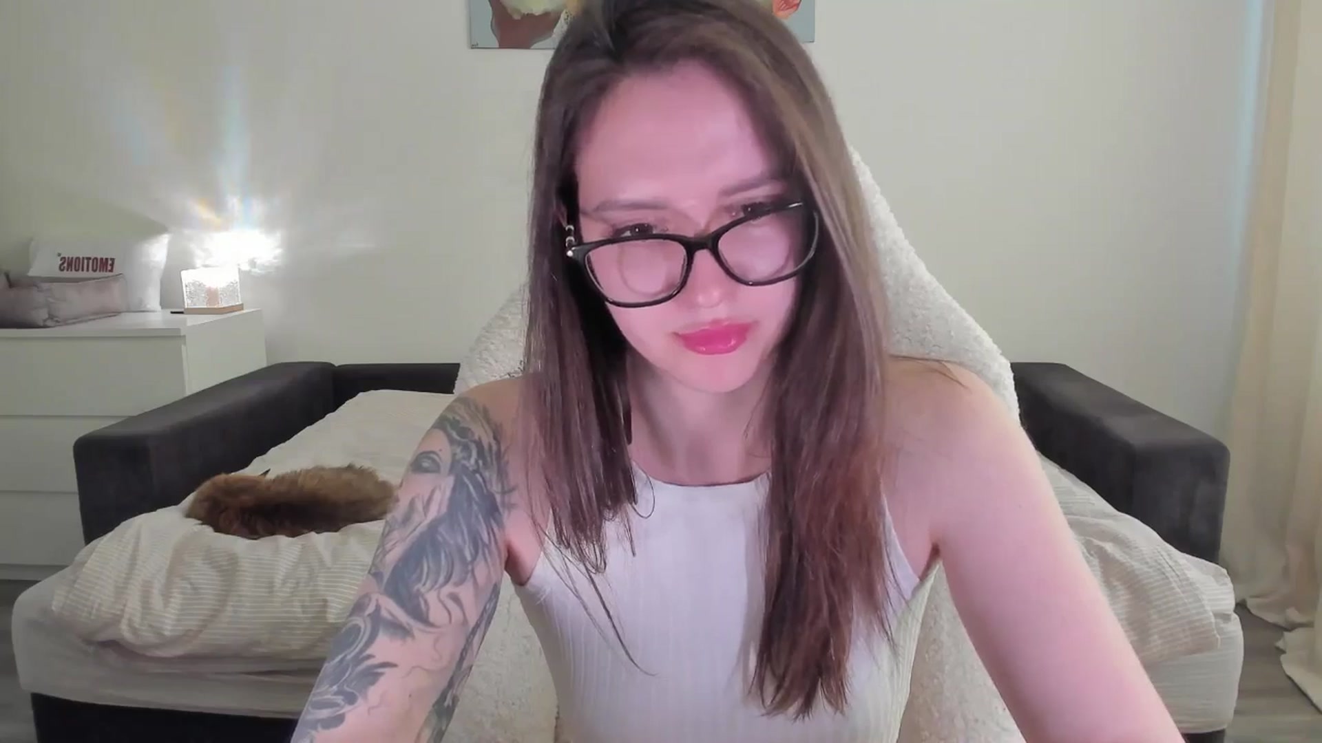 Gallery image thumbnail from sonia_moon's myfreecams stream on, 05/18/2025, 07:52 image 18 of 20
