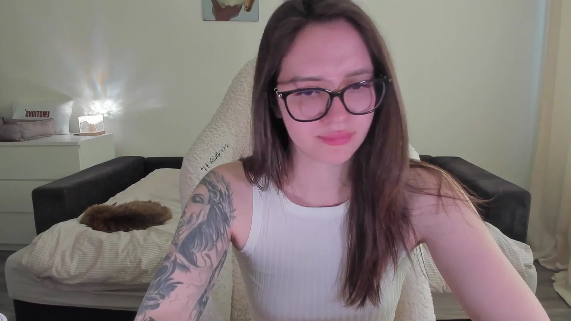 Gallery image thumbnail from sonia_moon's myfreecams stream on, 05/18/2025, 07:52 image 11 of 20