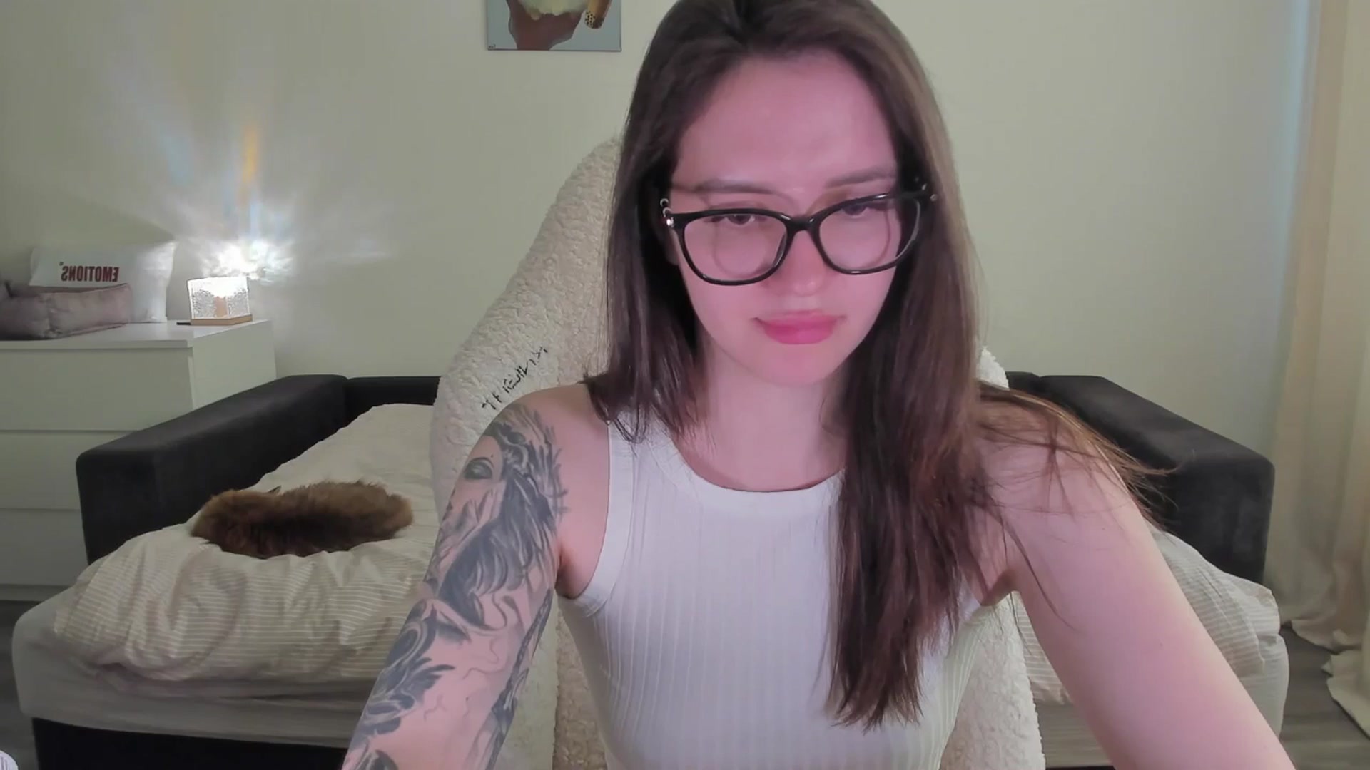 Gallery image thumbnail from sonia_moon's myfreecams stream on, 05/18/2025, 07:52 image 10 of 20