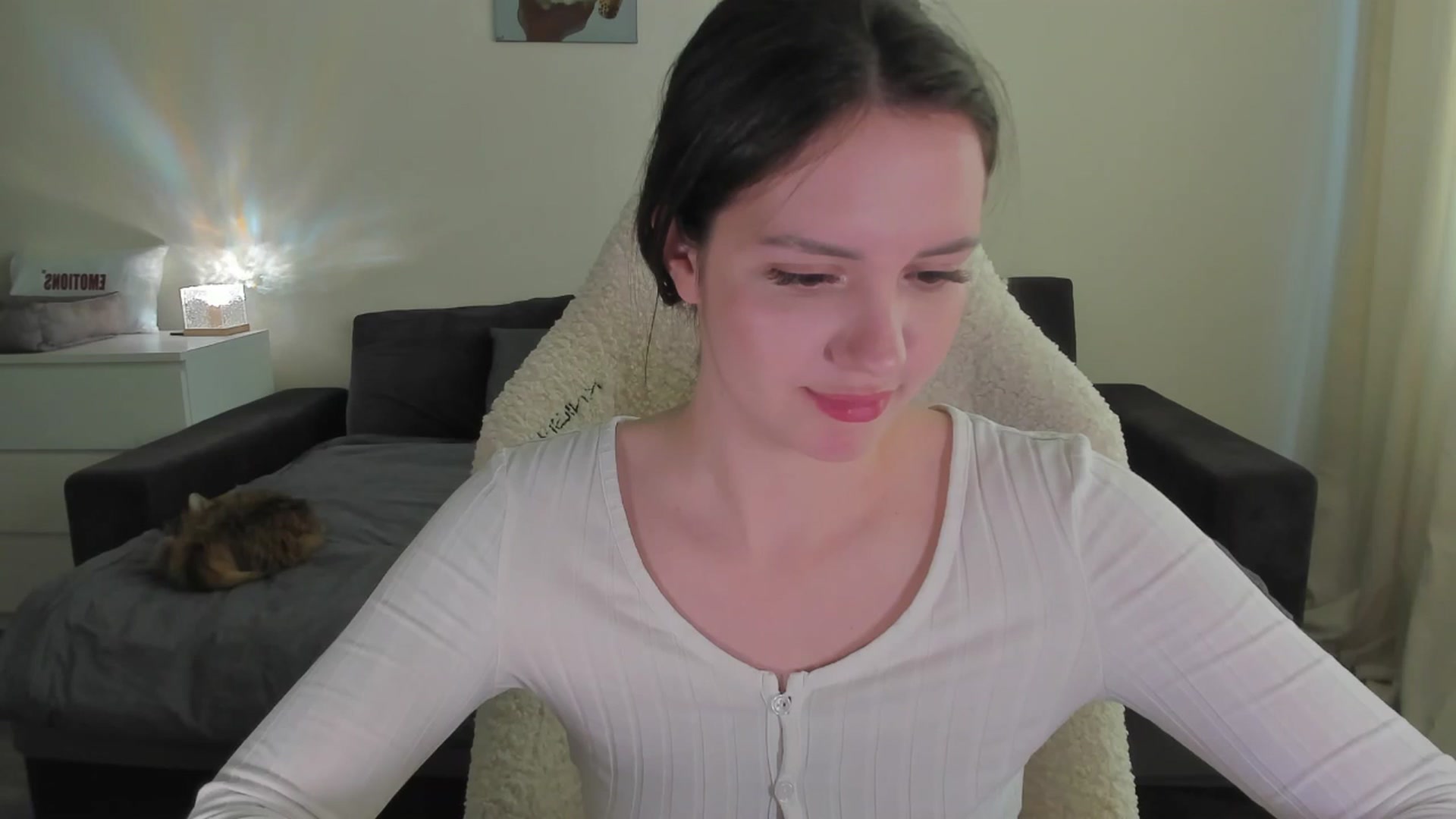 Gallery image thumbnail from sonia_moon's myfreecams stream on, 05/21/2025, 07:56 image 3 of 20