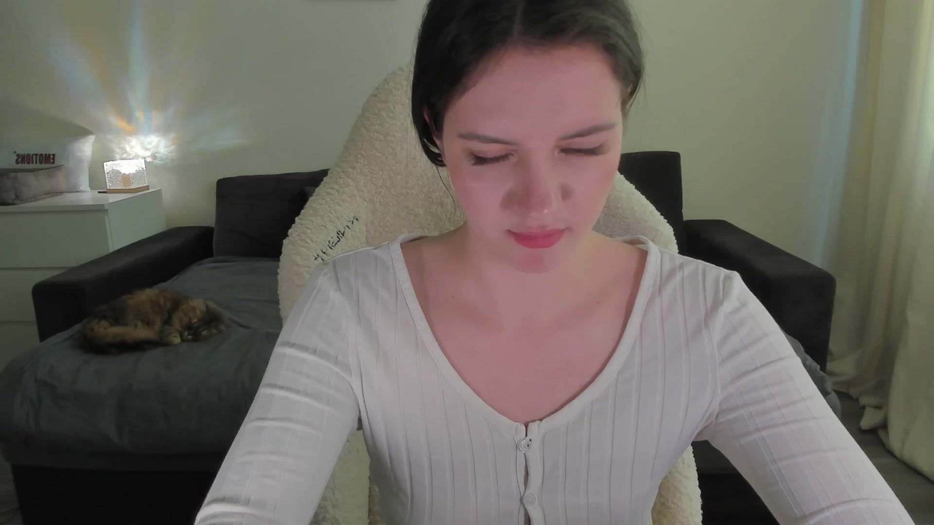 Gallery image thumbnail from sonia_moon's myfreecams stream on, 05/21/2025, 07:56 image 20 of 20