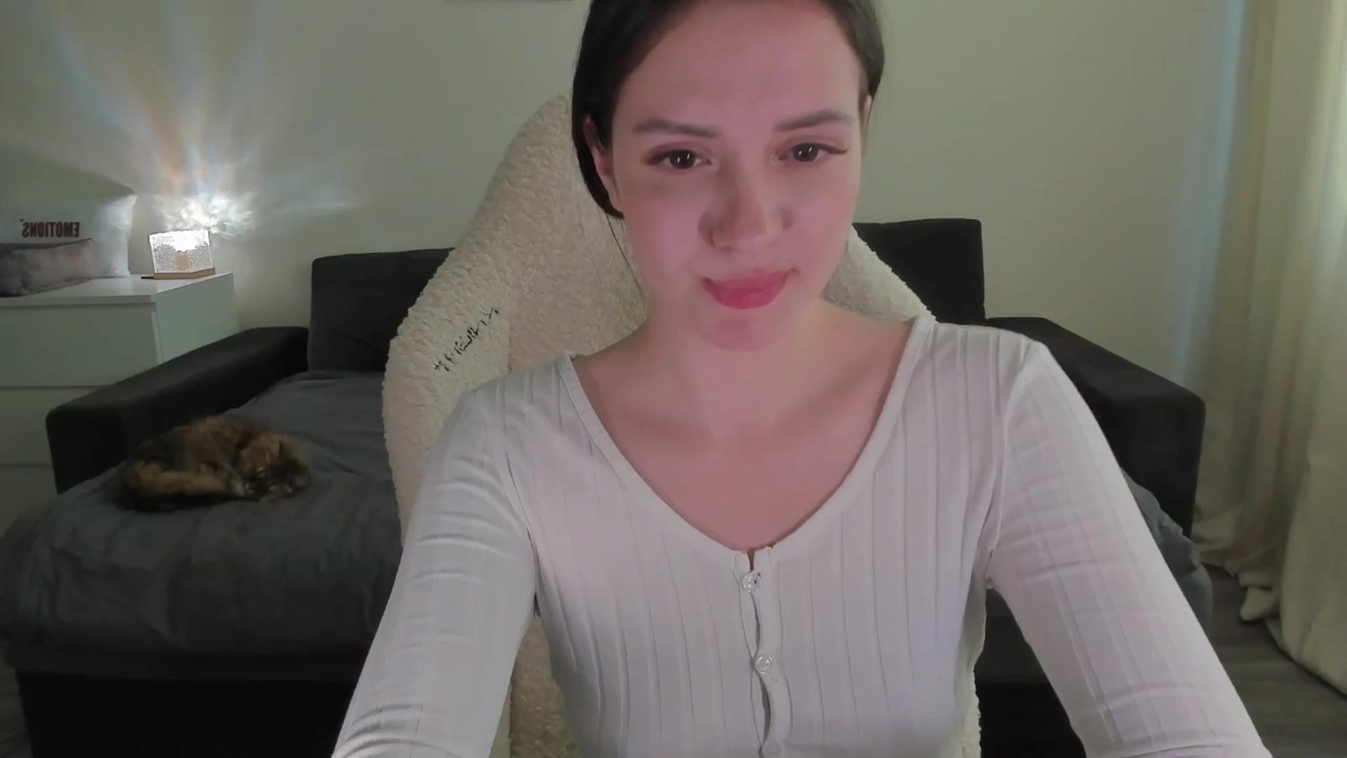 Gallery image thumbnail from sonia_moon's myfreecams stream on, 05/21/2025, 07:56 image 10 of 20