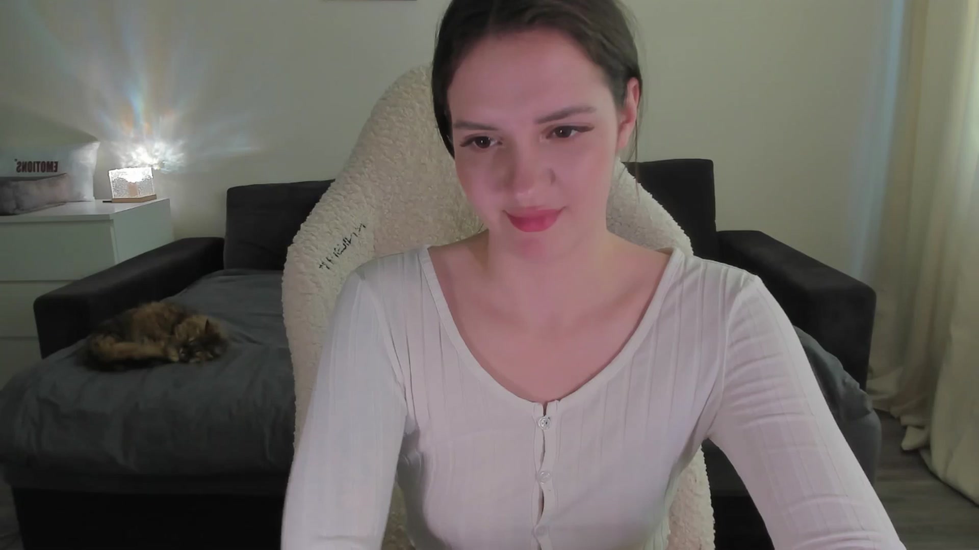 Gallery image thumbnail from sonia_moon's myfreecams stream on, 05/21/2025, 07:56 image 12 of 20