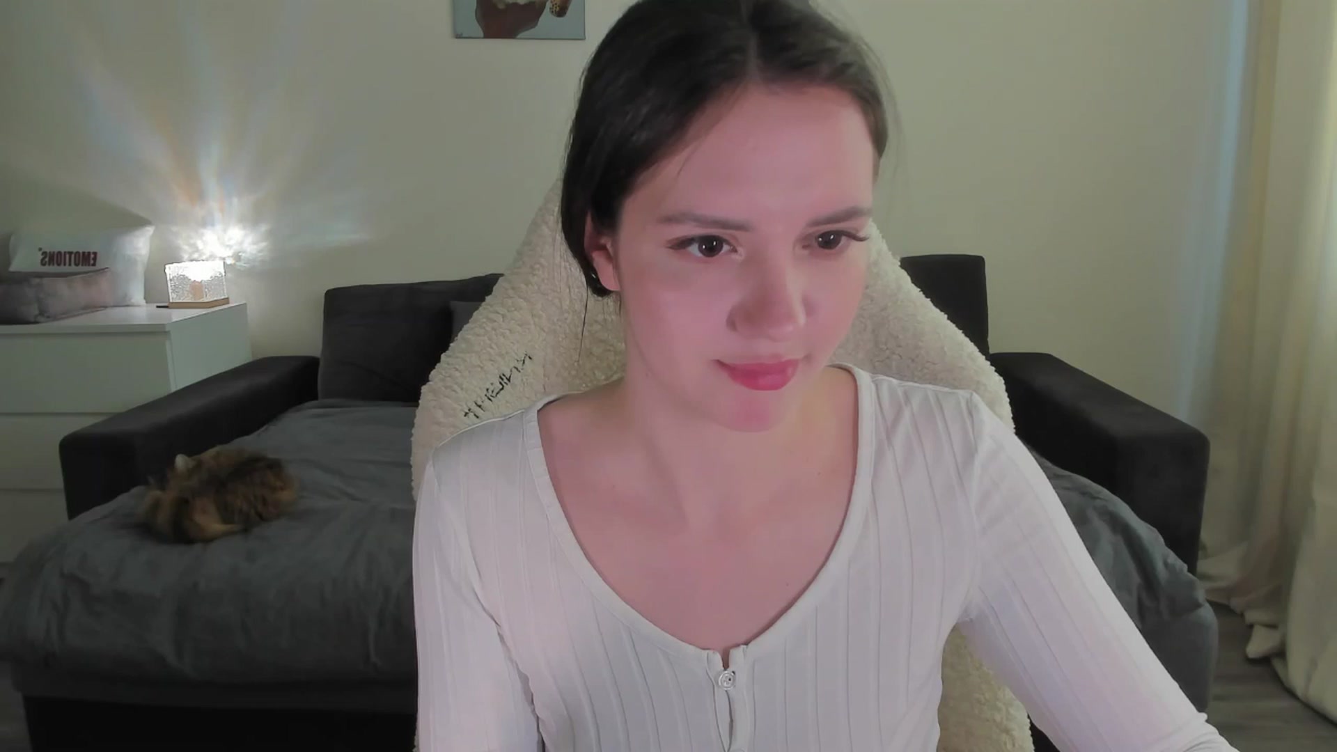 Gallery image thumbnail from sonia_moon's myfreecams stream on, 05/21/2025, 07:56 image 4 of 20