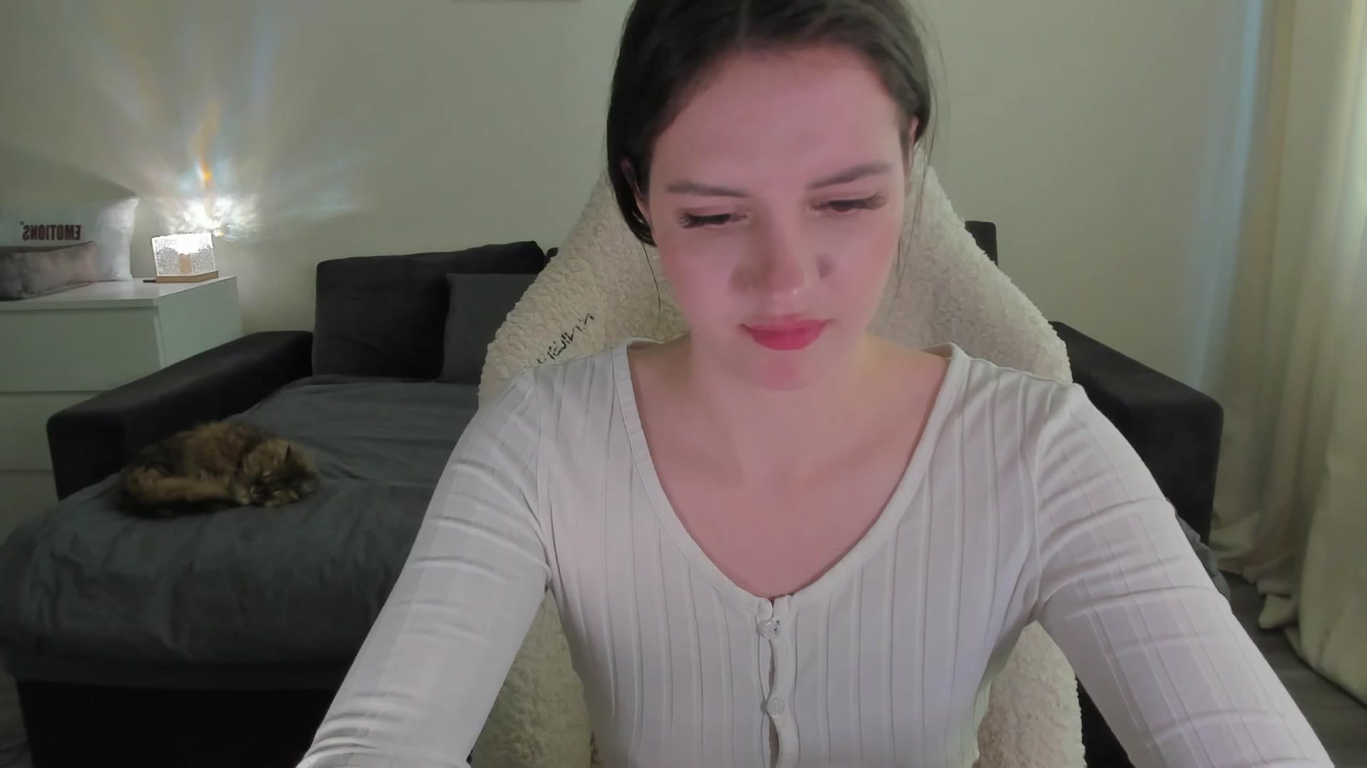 Gallery image thumbnail from sonia_moon's myfreecams stream on, 05/21/2025, 07:56 image 14 of 20