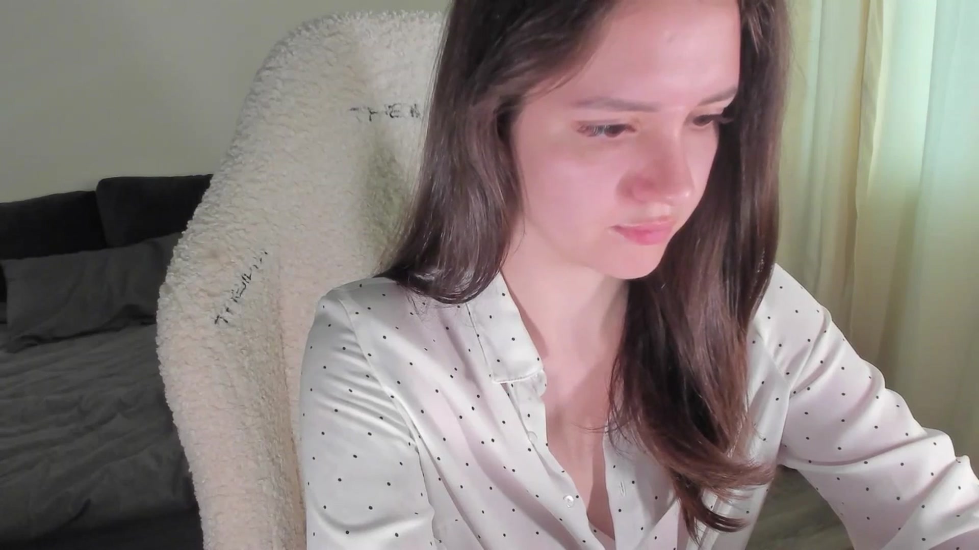 Gallery image thumbnail from sonia_moon's myfreecams stream on, 05/26/2025, 04:08 image 17 of 20