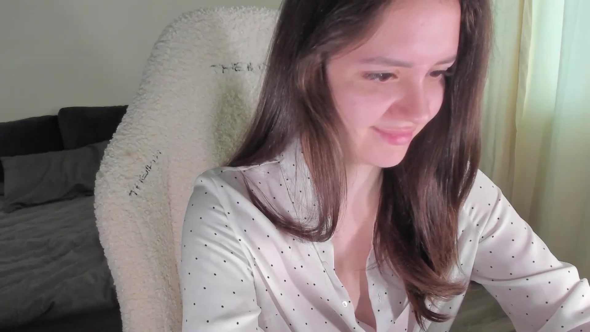 Gallery image thumbnail from sonia_moon's myfreecams stream on, 05/26/2025, 04:08 image 18 of 20