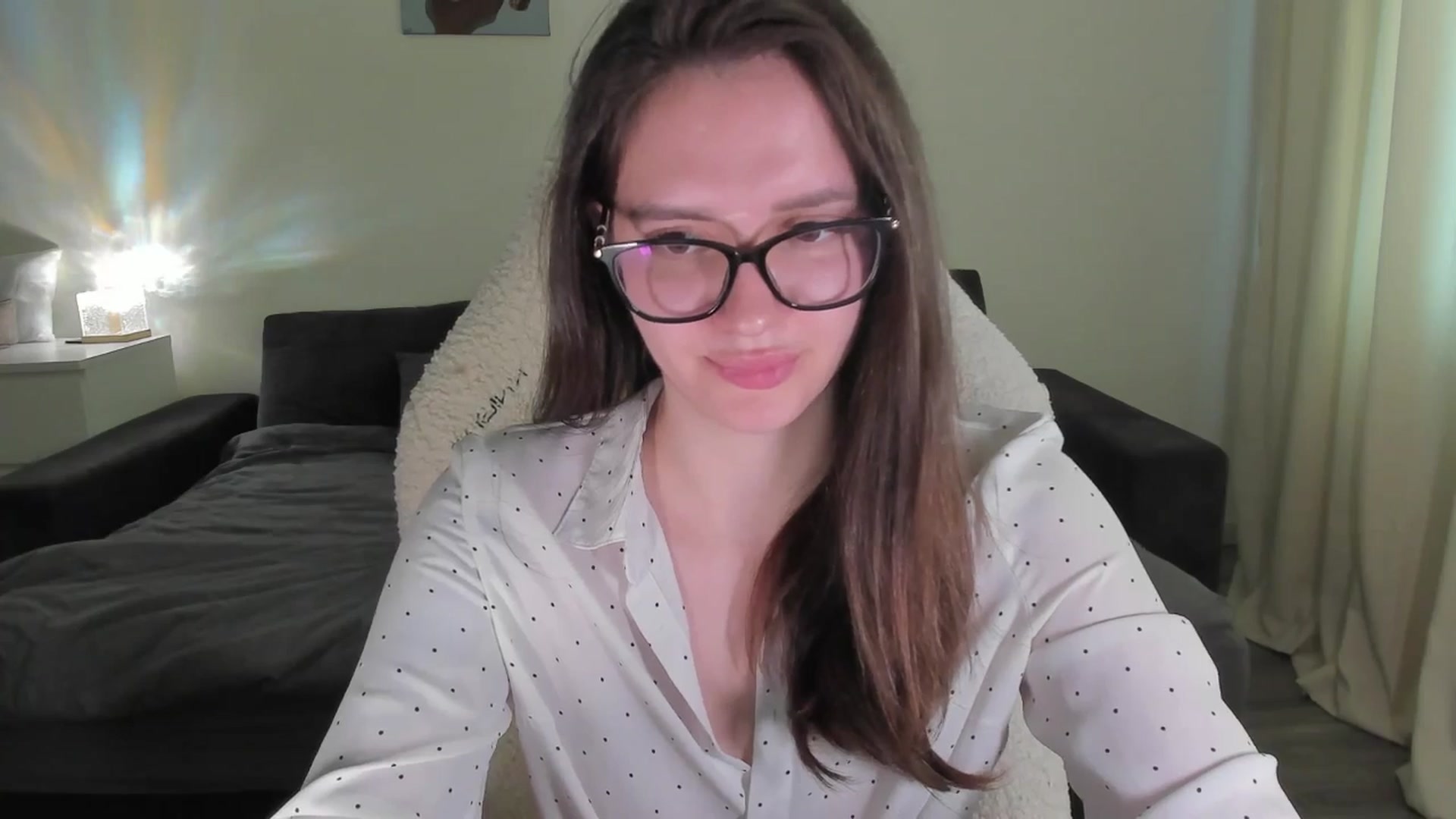 Gallery image thumbnail from sonia_moon's myfreecams stream on, 05/26/2025, 08:01 image 9 of 20
