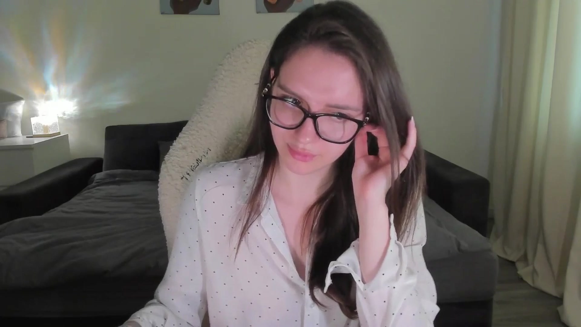 Gallery image thumbnail from sonia_moon's myfreecams stream on, 05/26/2025, 08:01 image 12 of 20