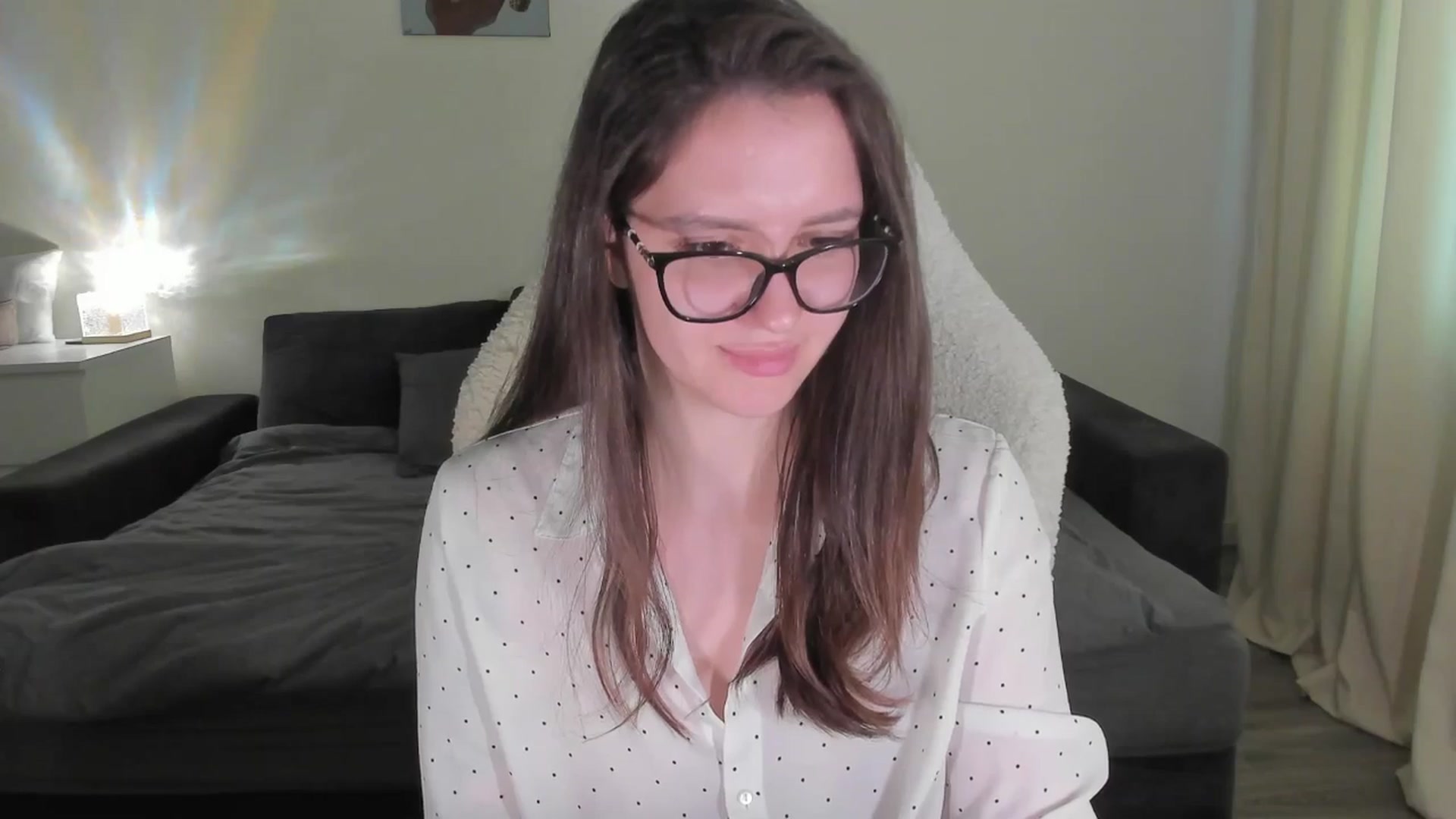 Gallery image thumbnail from sonia_moon's myfreecams stream on, 05/26/2025, 08:01 image 6 of 20