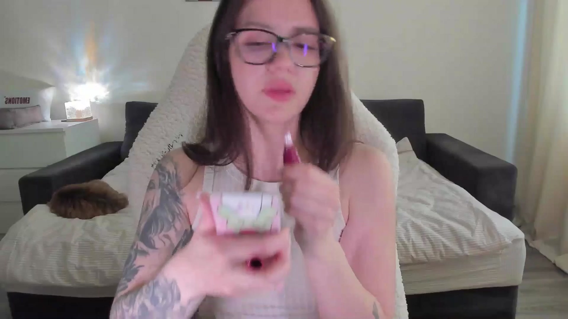 Gallery image thumbnail from sonia_moon's myfreecams stream on, 05/31/2025, 08:10 image 20 of 20