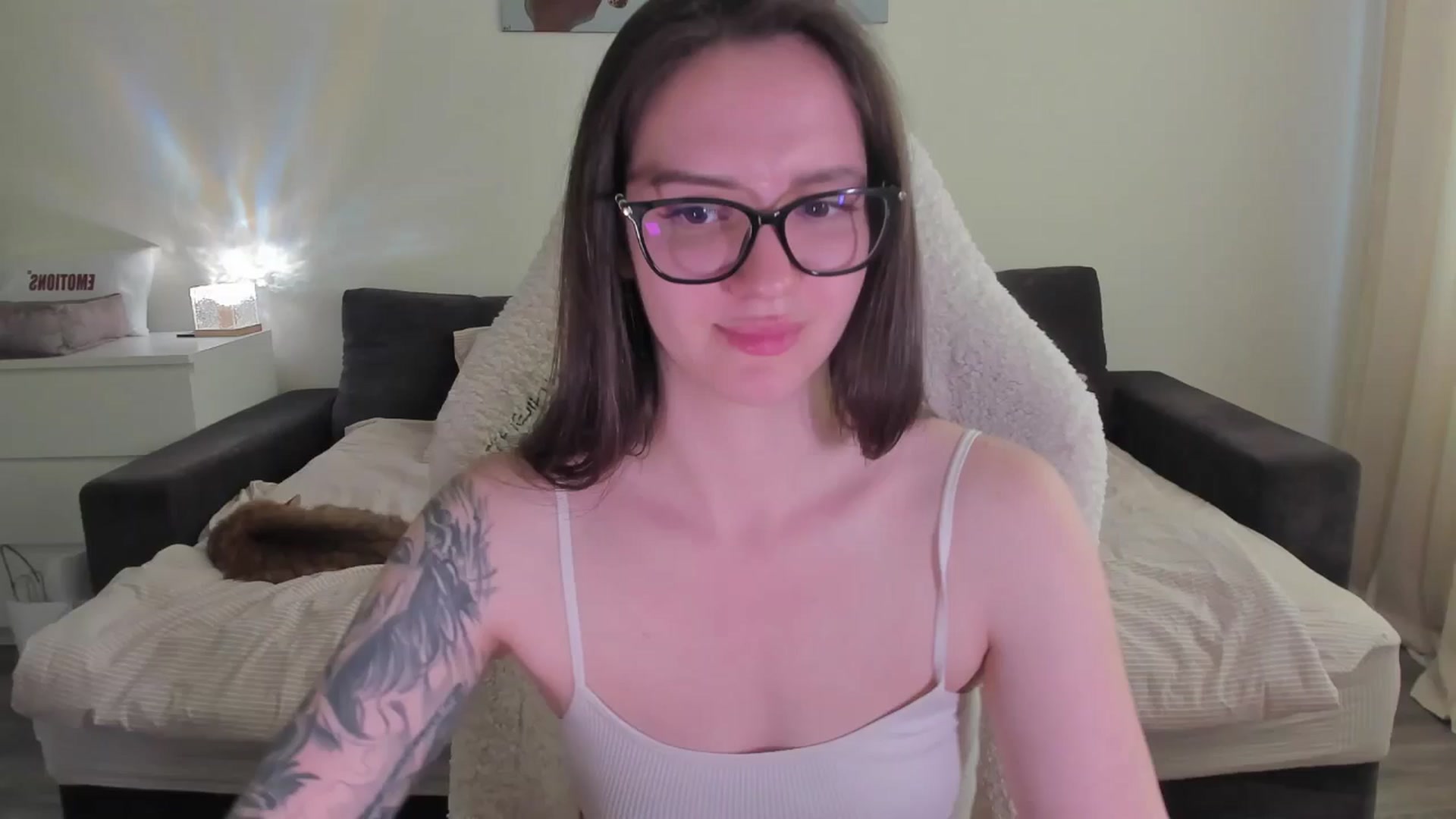 Gallery image thumbnail from sonia_moon's myfreecams stream on, 06/05/2025, 08:00 image 10 of 20