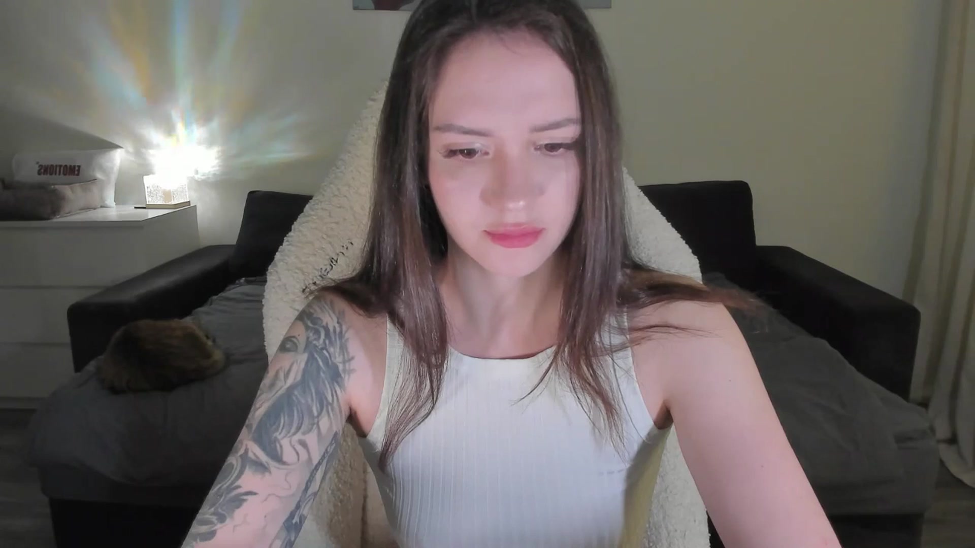 Gallery image thumbnail from sonia_moon's myfreecams stream on, 06/09/2025, 02:14 image 8 of 20