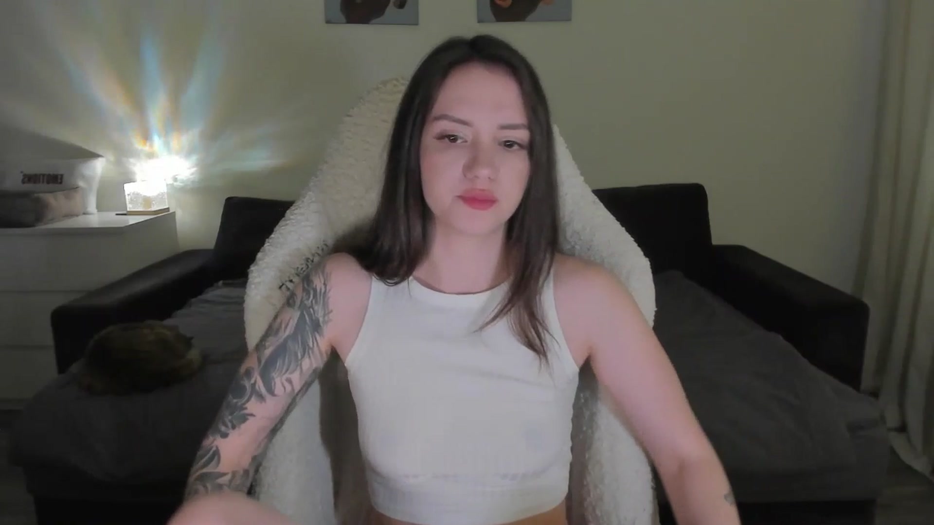 Gallery image thumbnail from sonia_moon's myfreecams stream on, 06/09/2025, 02:14 image 19 of 20