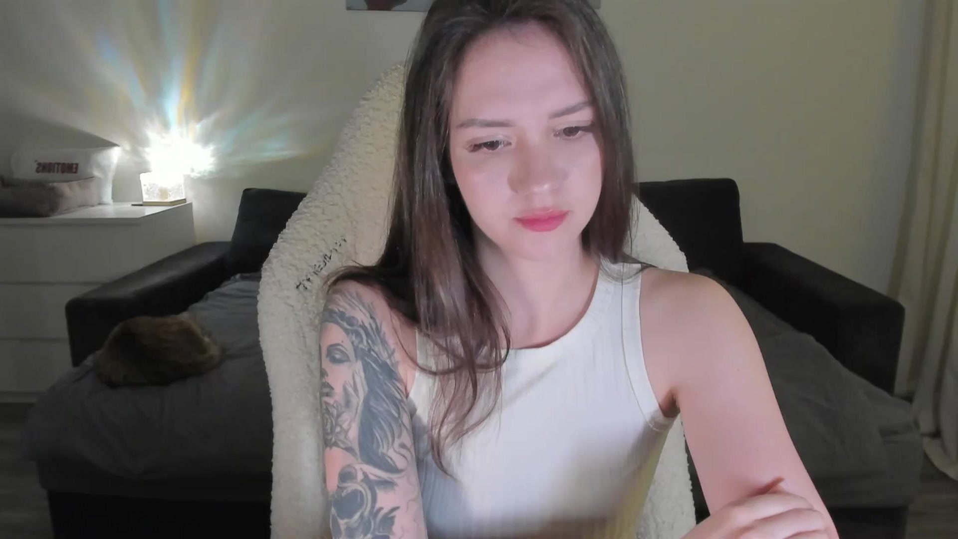 Gallery image thumbnail from sonia_moon's myfreecams stream on, 06/09/2025, 02:14 image 14 of 20
