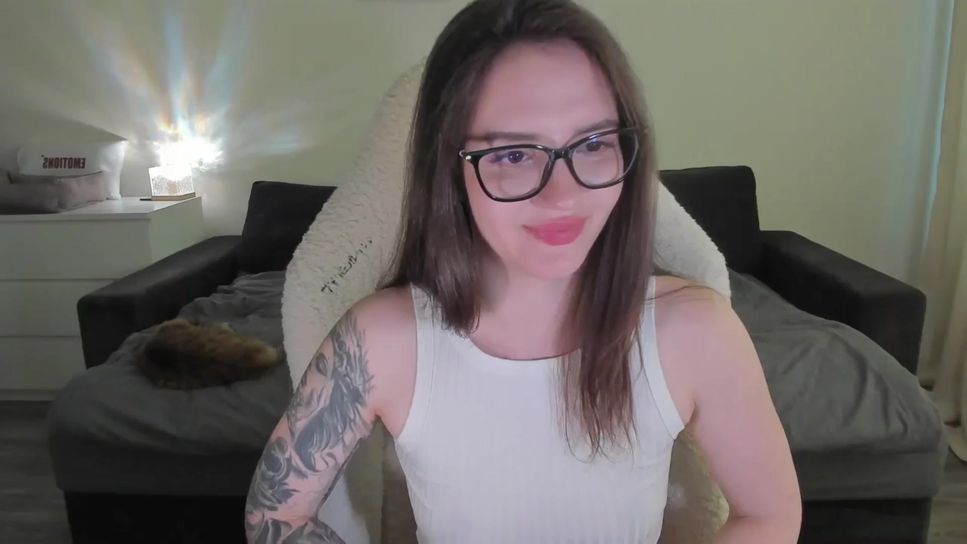 Gallery image thumbnail from sonia_moon's myfreecams stream on, 06/09/2025, 06:31 image 12 of 20