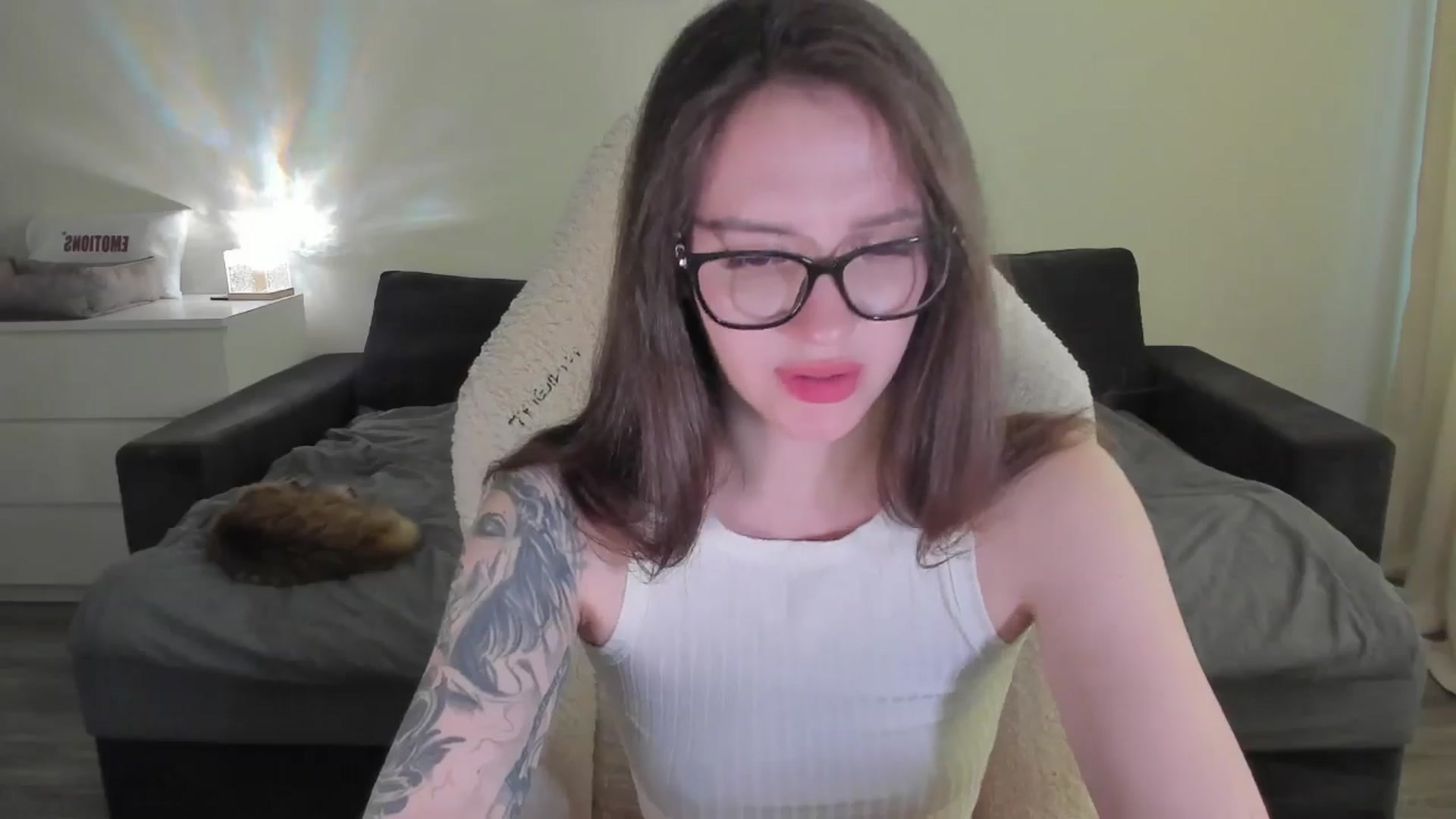 Gallery image thumbnail from sonia_moon's myfreecams stream on, 06/09/2025, 06:31 image 19 of 20