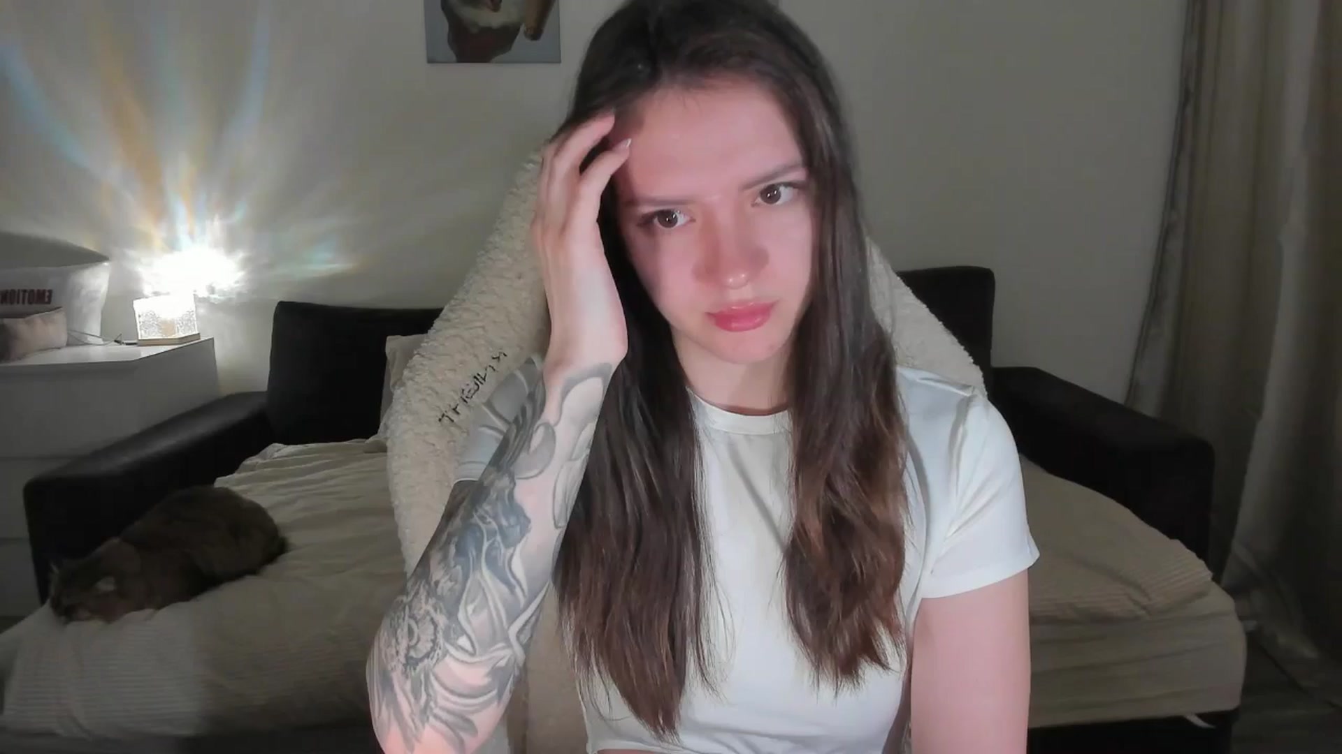 Gallery image thumbnail from sonia_moon's myfreecams stream on, 06/23/2025, 02:37 image 6 of 20