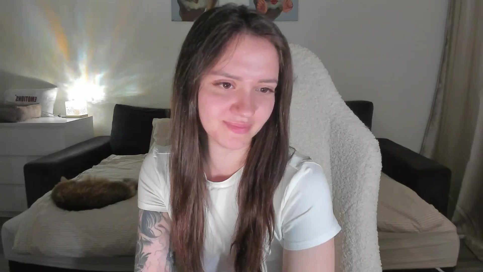 Gallery image thumbnail from sonia_moon's myfreecams stream on, 06/23/2025, 05:28 image 5 of 20