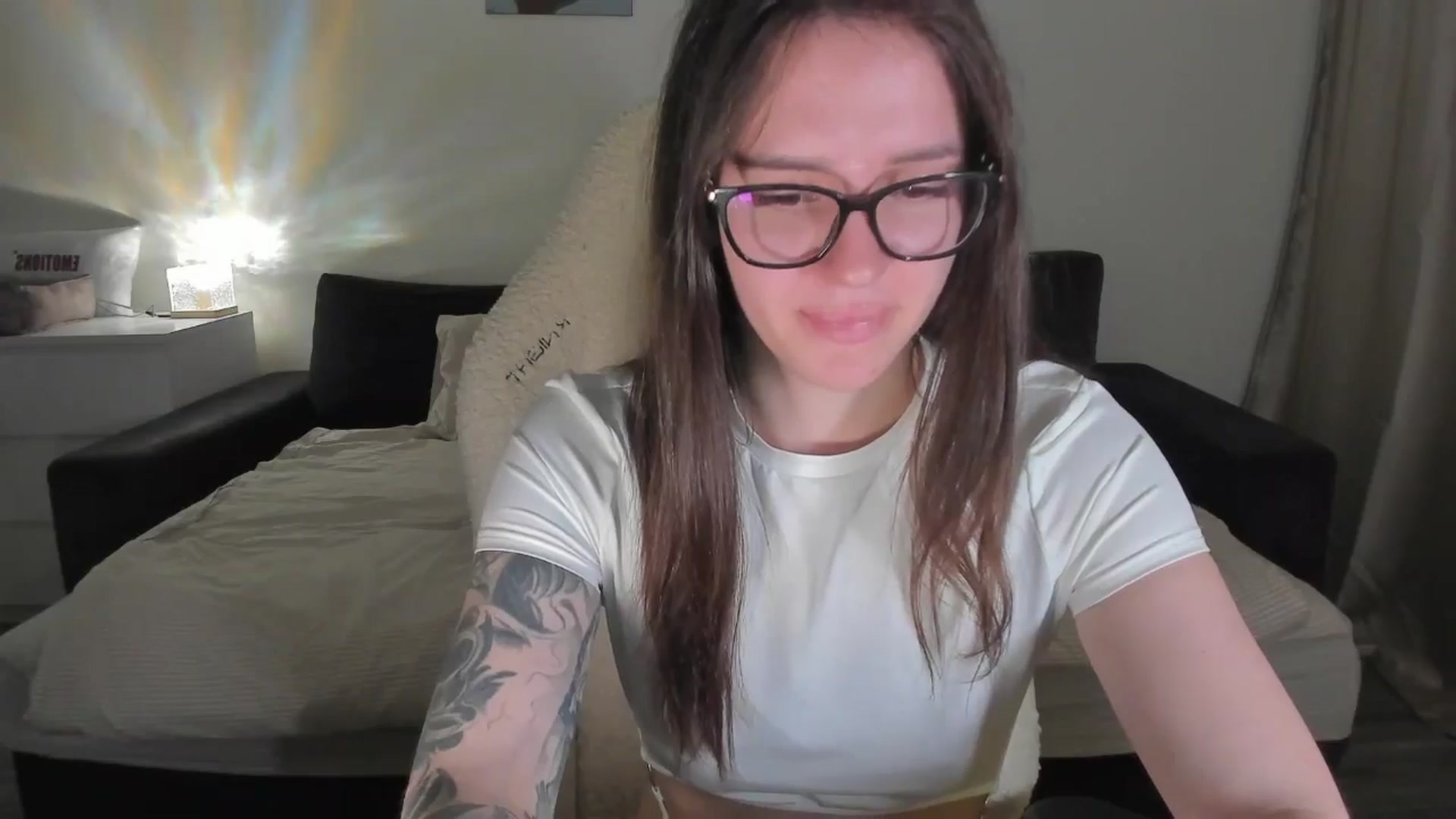 Gallery image thumbnail from sonia_moon's myfreecams stream on, 06/23/2025, 05:28 image 19 of 20