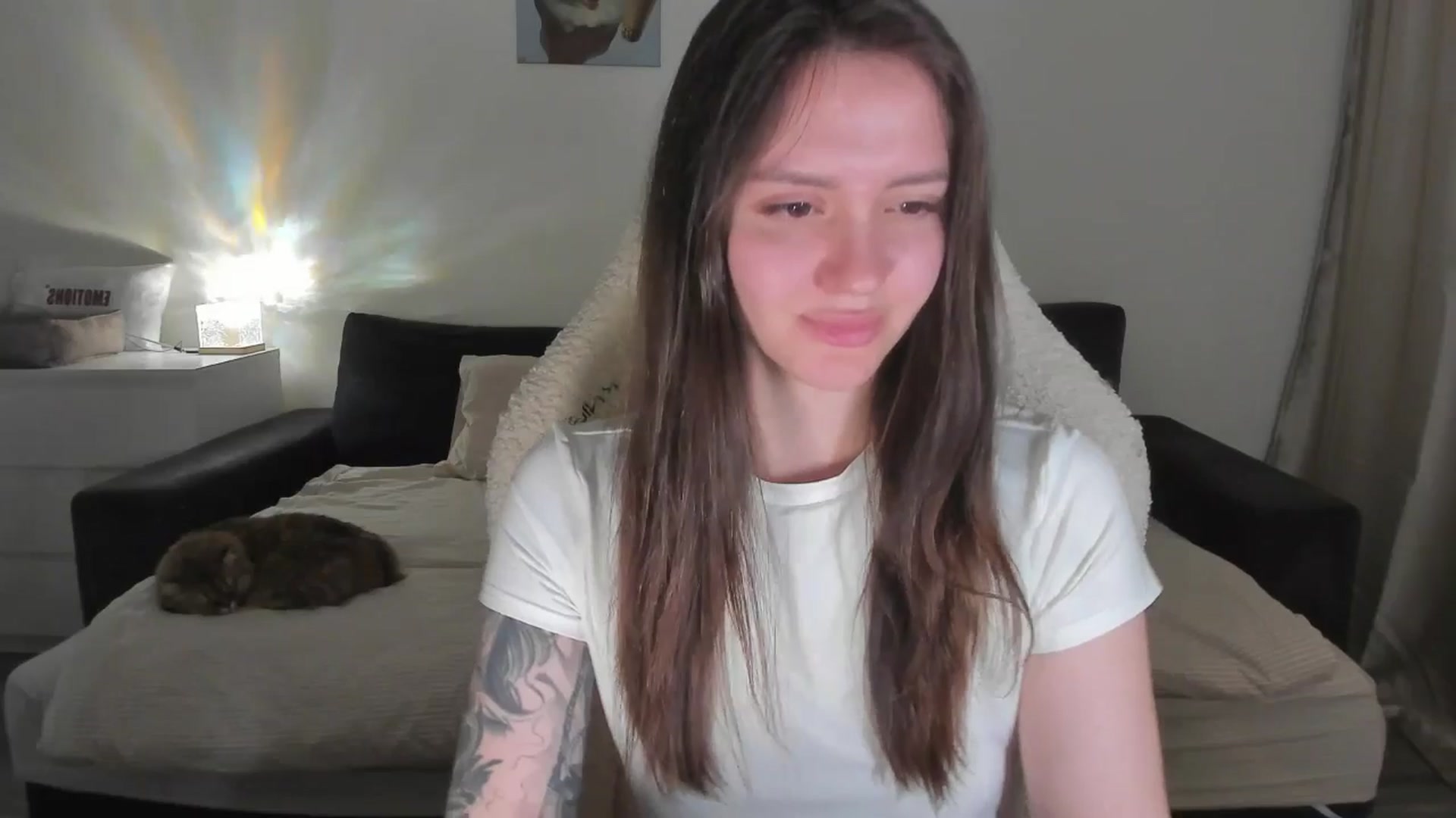 Gallery image thumbnail from sonia_moon's myfreecams stream on, 06/23/2025, 05:28 image 6 of 20