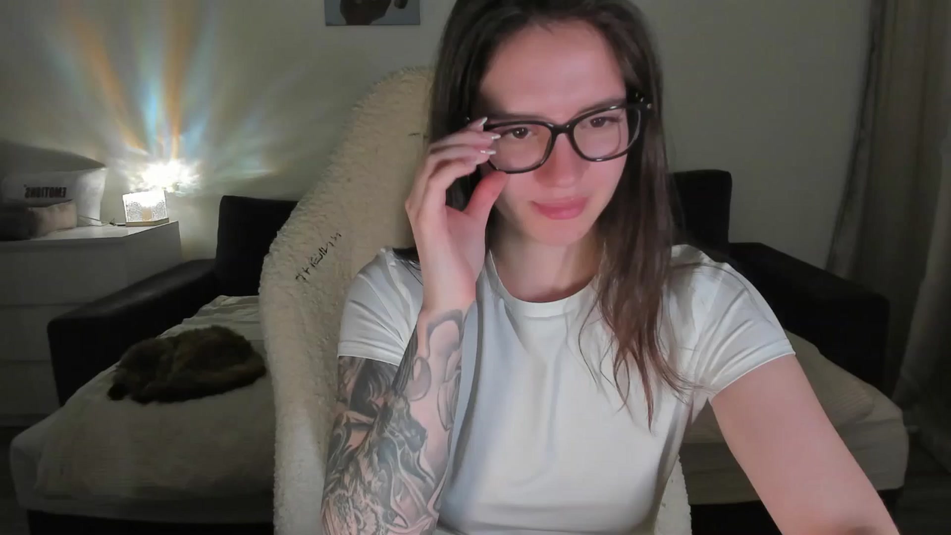 Gallery image thumbnail from sonia_moon's myfreecams stream on, 06/23/2025, 07:33 image 15 of 20