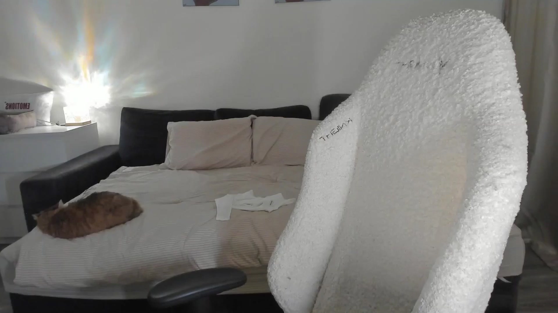 Gallery image thumbnail from sonia_moon's myfreecams stream on, 06/23/2025, 07:33 image 20 of 20