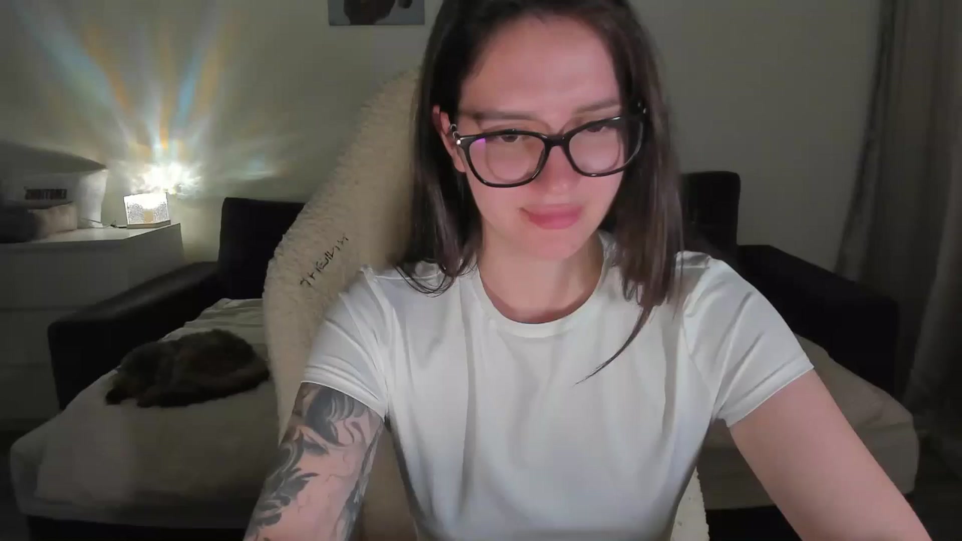Gallery image thumbnail from sonia_moon's myfreecams stream on, 06/23/2025, 07:33 image 13 of 20