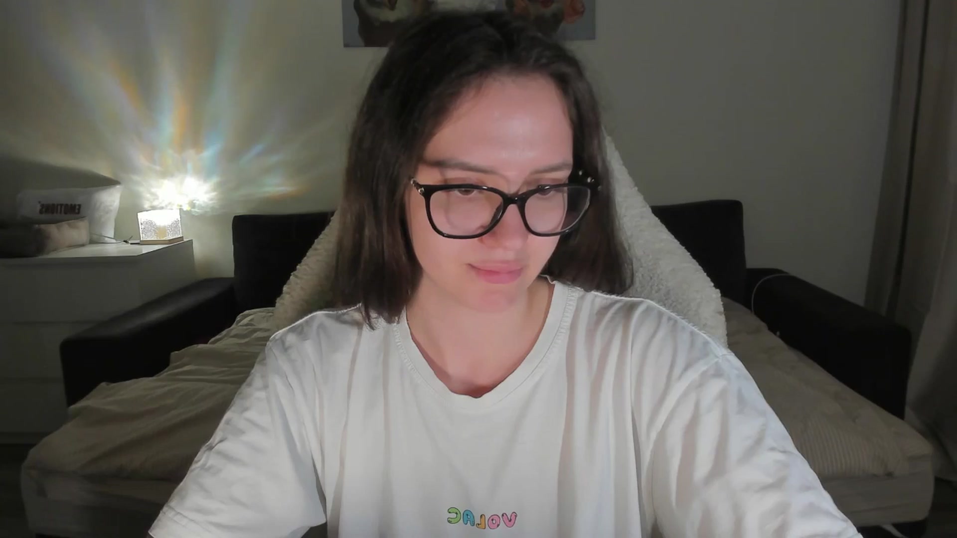 Gallery image thumbnail from sonia_moon's myfreecams stream on, 06/26/2025, 06:27 image 10 of 20