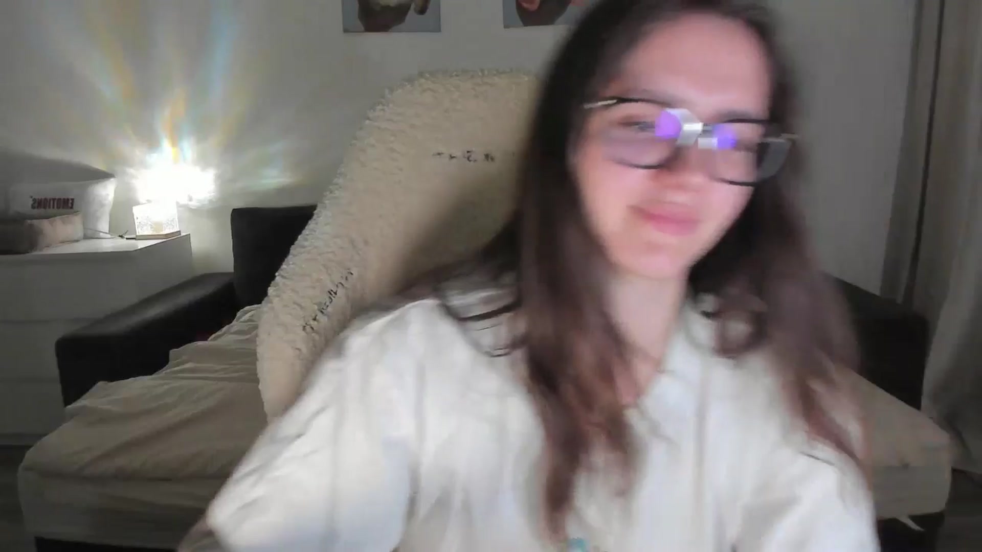 Gallery image thumbnail from sonia_moon's myfreecams stream on, 06/26/2025, 06:27 image 4 of 20