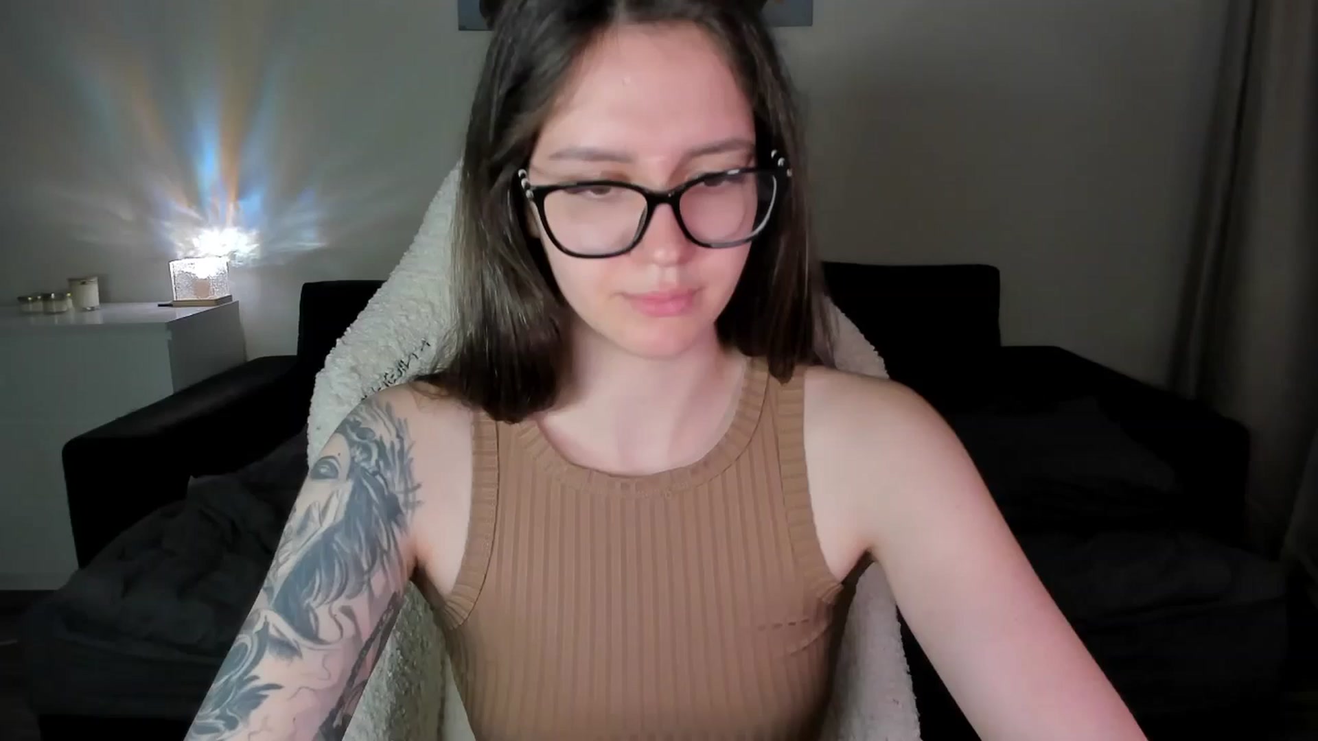 Gallery image thumbnail from sonia_moon's myfreecams stream on, 07/02/2025, 06:48 image 6 of 20