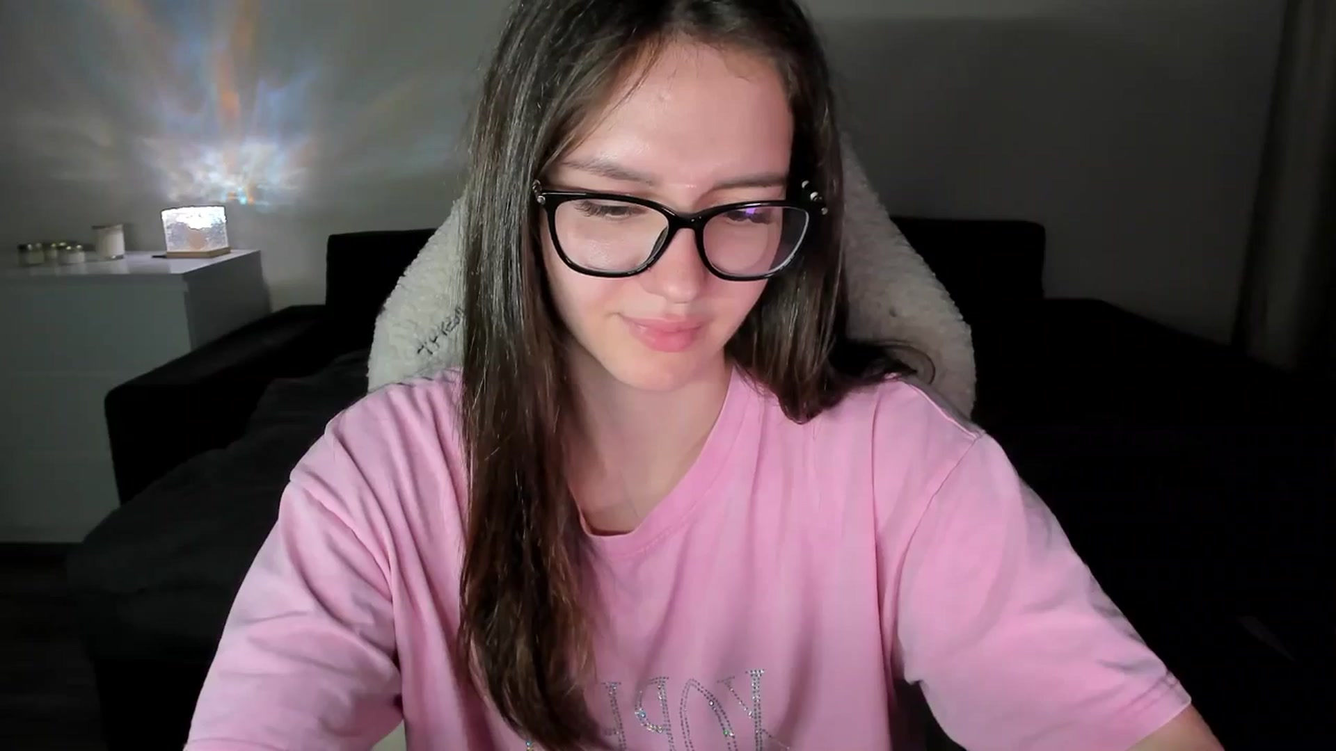 Gallery image thumbnail from sonia_moon's myfreecams stream on, 07/09/2025, 07:18 image 16 of 20