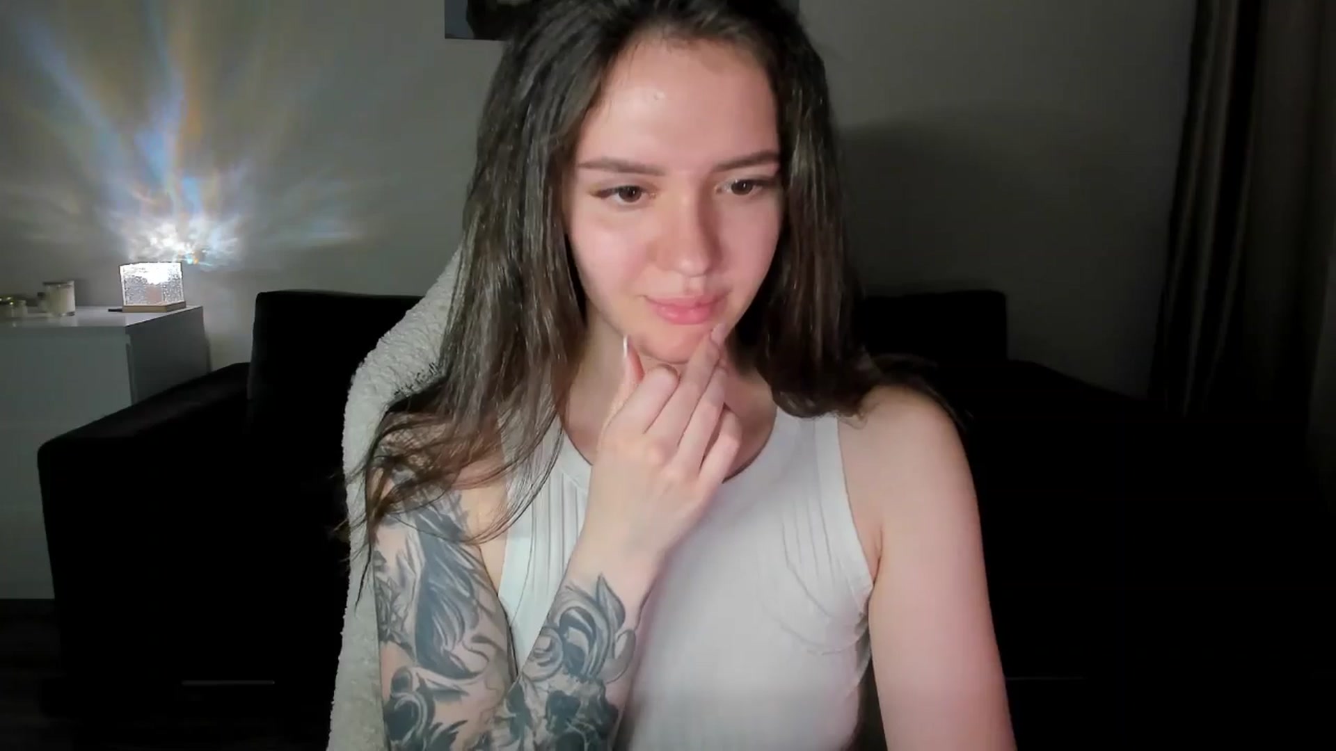 Gallery image thumbnail from sonia_moon's myfreecams stream on, 07/12/2025, 07:57 image 15 of 20