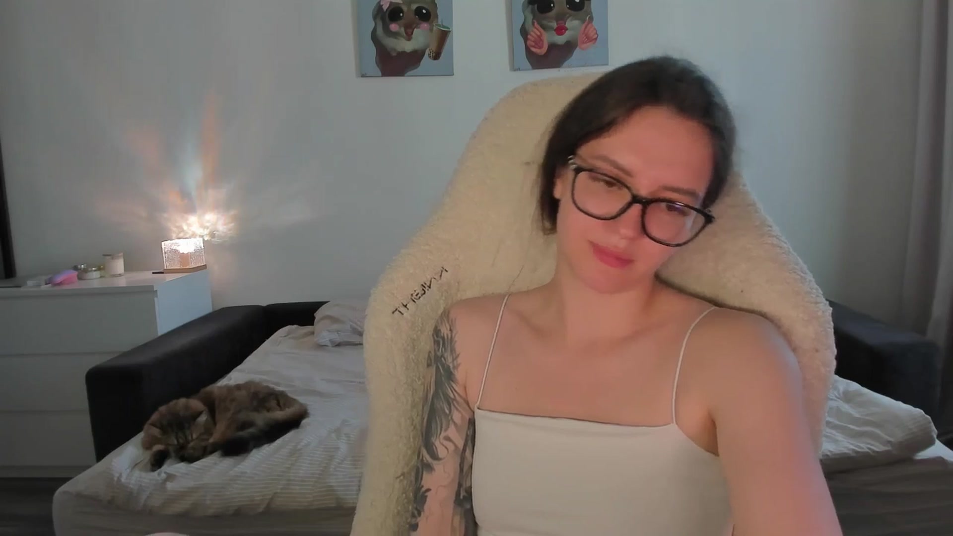 Gallery image thumbnail from sonia_moon's myfreecams stream on, 08/03/2025, 07:57 image 11 of 20