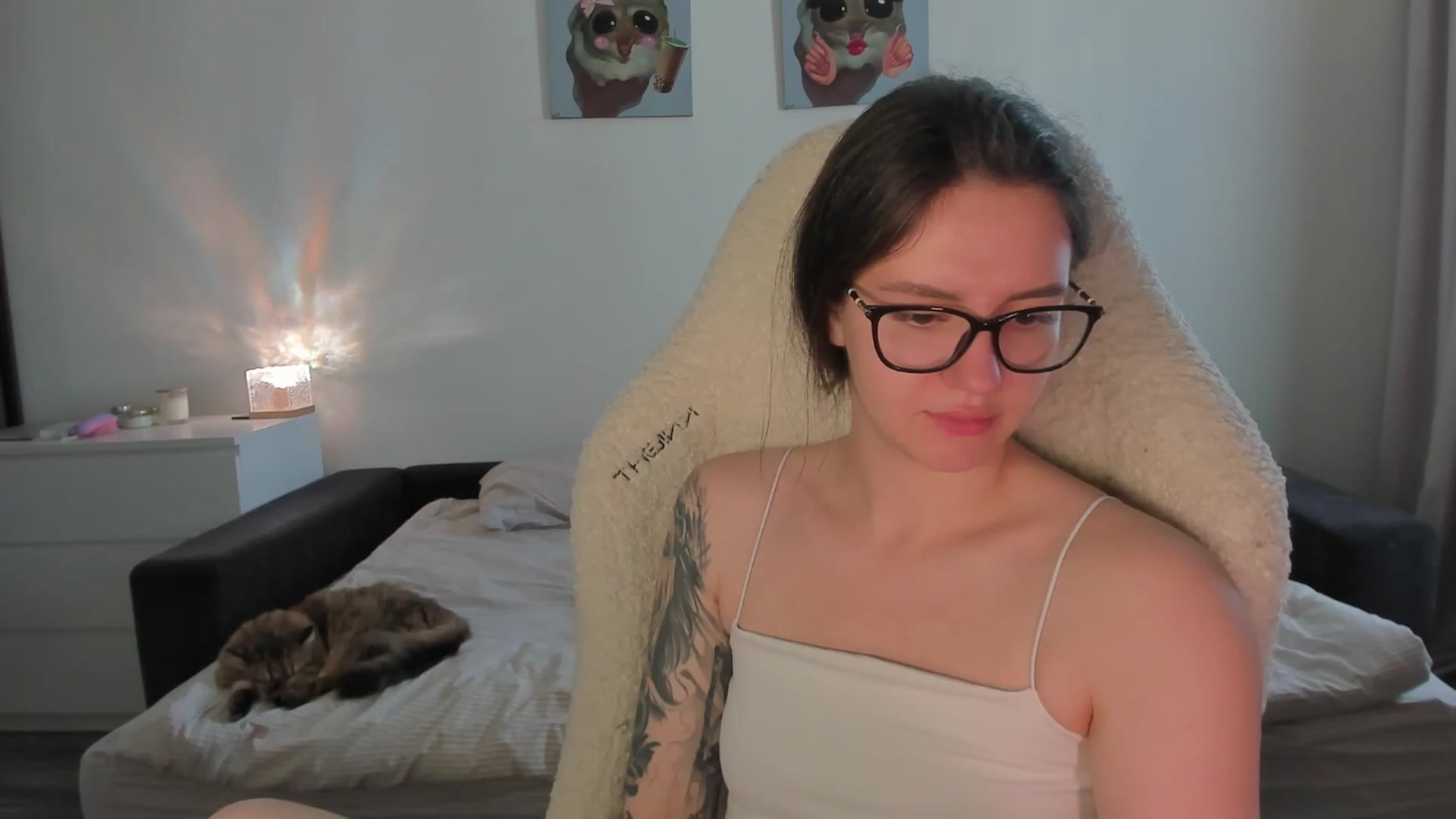 Gallery image thumbnail from sonia_moon's myfreecams stream on, 08/03/2025, 07:57 image 9 of 20