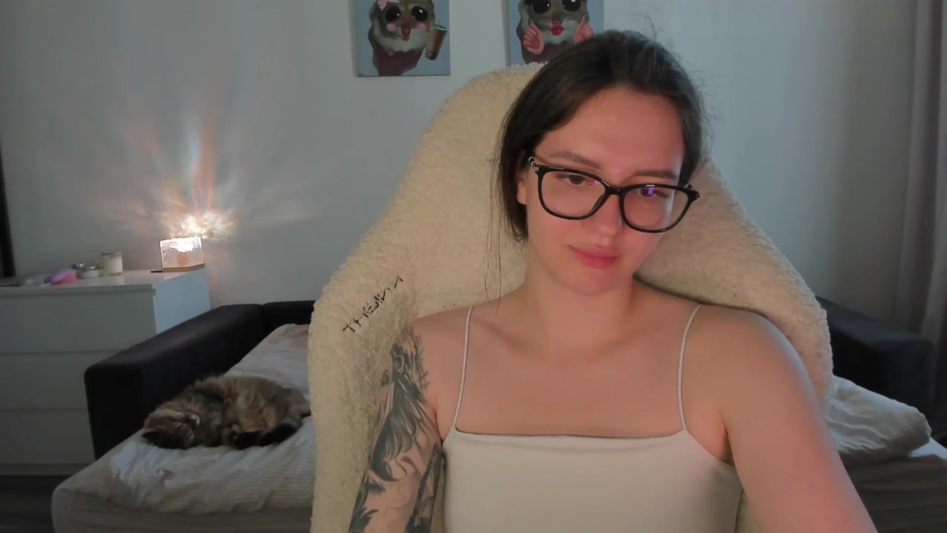 Gallery image thumbnail from sonia_moon's myfreecams stream on, 08/03/2025, 07:57 image 18 of 20