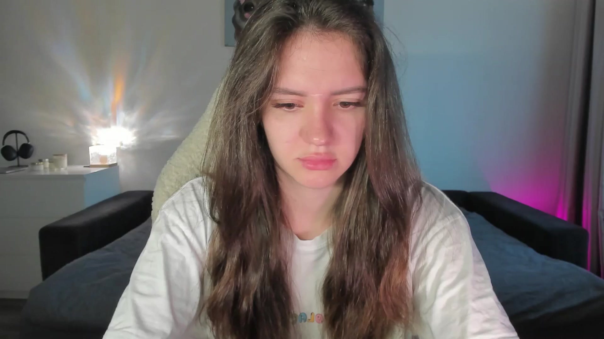 Gallery image thumbnail from sonia_moon's myfreecams stream on, 08/05/2025, 02:52 image 1 of 20