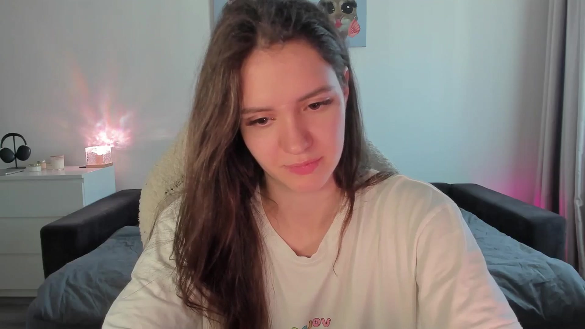 Gallery image thumbnail from sonia_moon's myfreecams stream on, 08/05/2025, 07:20 image 14 of 20