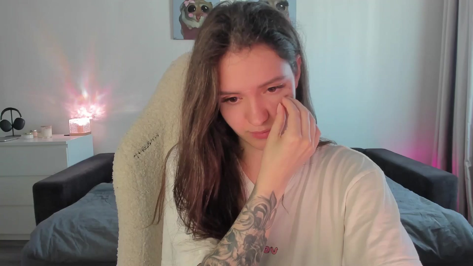 Gallery image thumbnail from sonia_moon's myfreecams stream on, 08/05/2025, 07:20 image 13 of 20