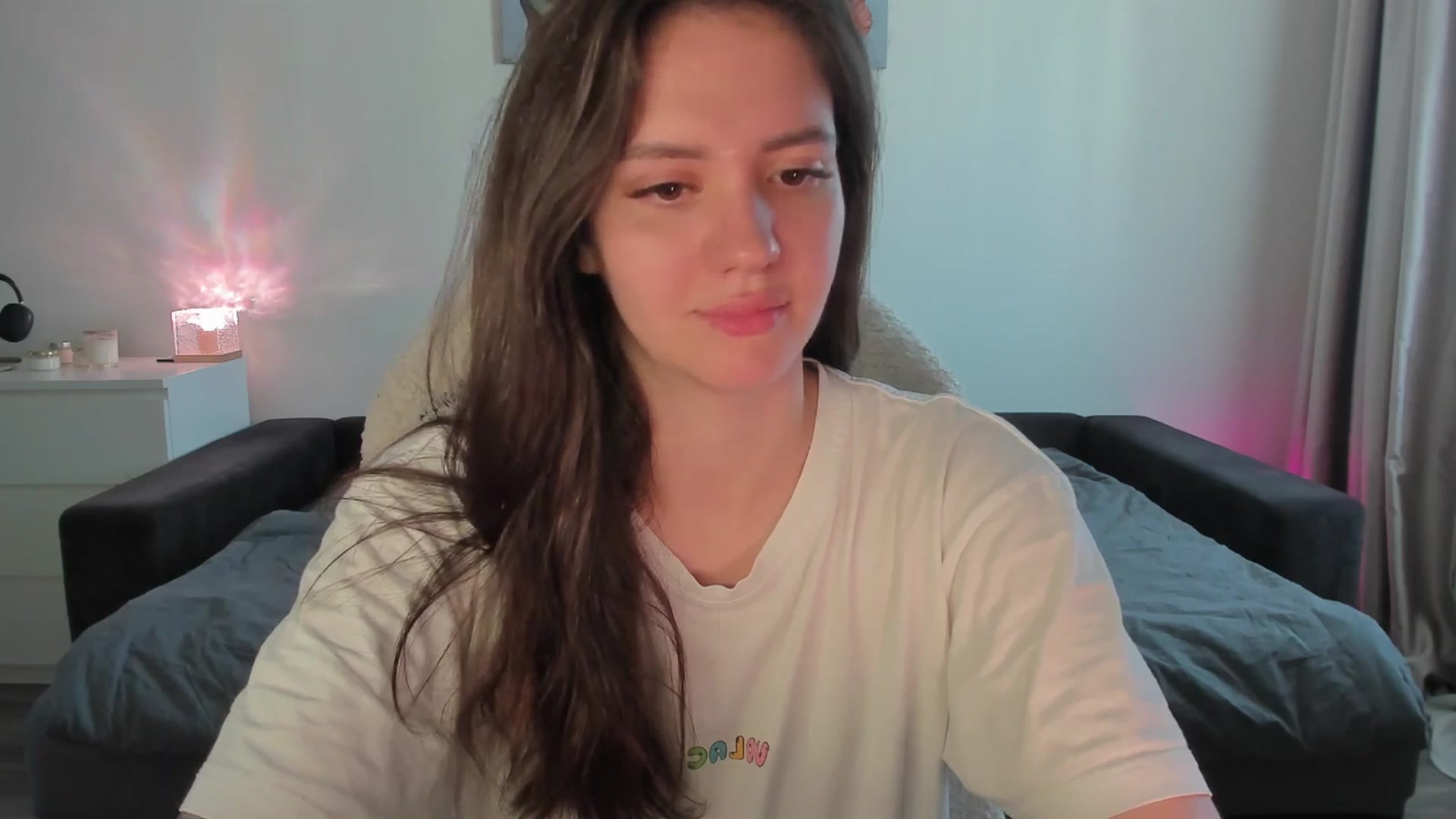 Gallery image thumbnail from sonia_moon's myfreecams stream on, 08/05/2025, 07:45 image 3 of 20