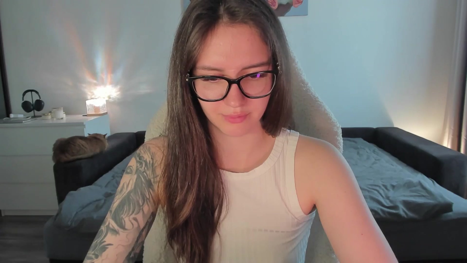 Gallery image thumbnail from sonia_moon's myfreecams stream on, 08/07/2025, 07:02 image 4 of 20