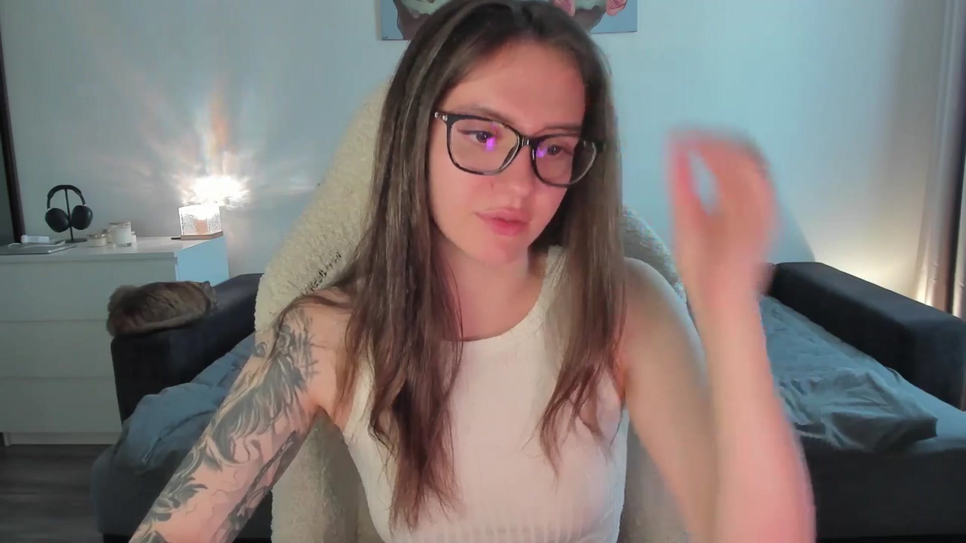 Gallery image thumbnail from sonia_moon's myfreecams stream on, 08/07/2025, 07:02 image 19 of 20