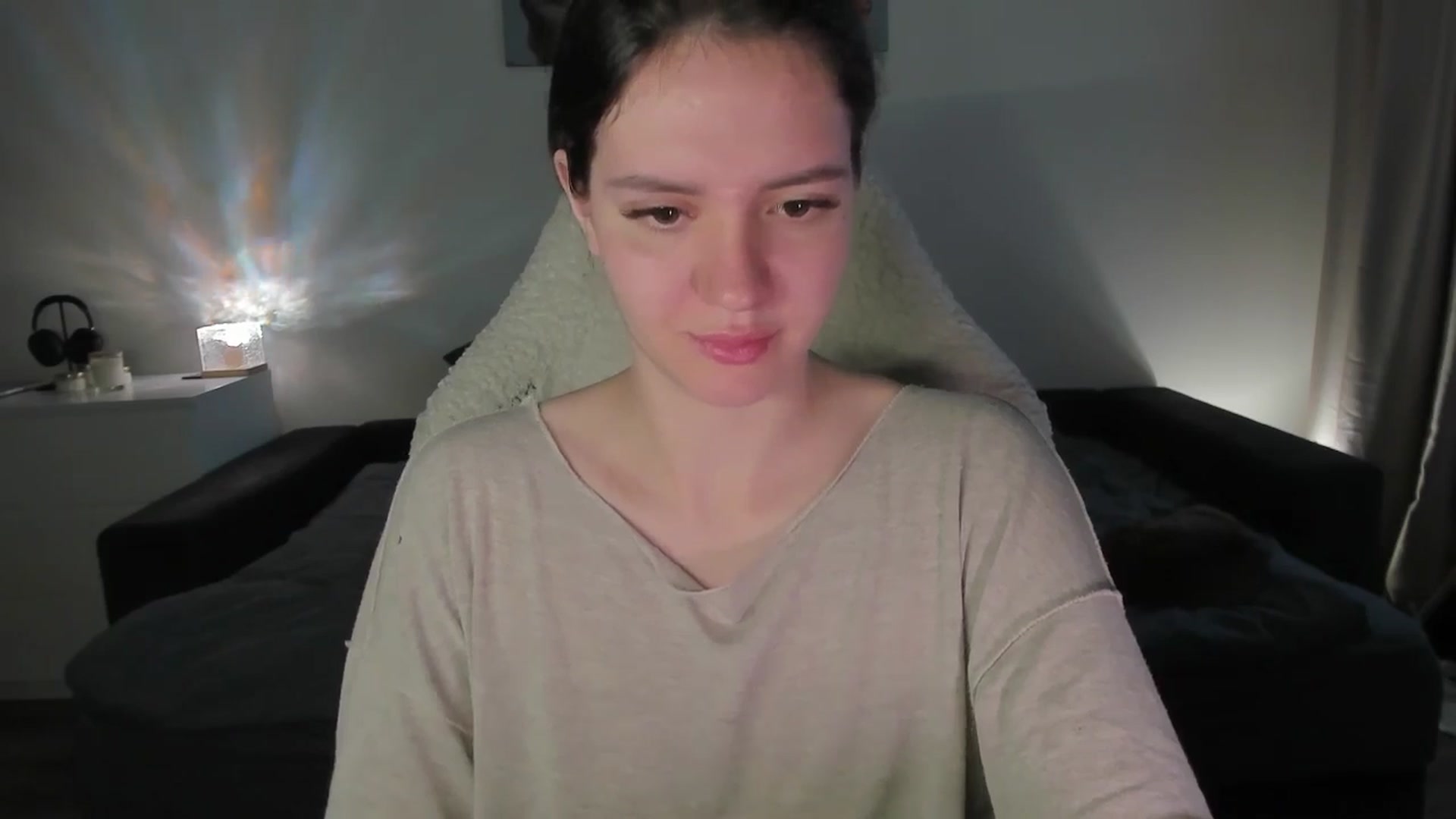 Gallery image thumbnail from sonia_moon's myfreecams stream on, 08/08/2025, 02:40 image 15 of 20