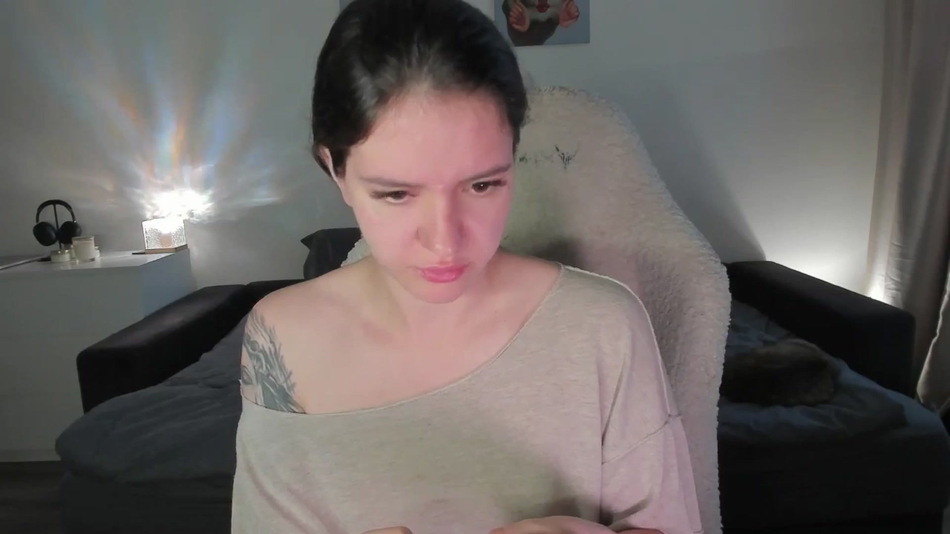 Gallery image thumbnail from sonia_moon's myfreecams stream on, 08/08/2025, 02:40 image 13 of 20