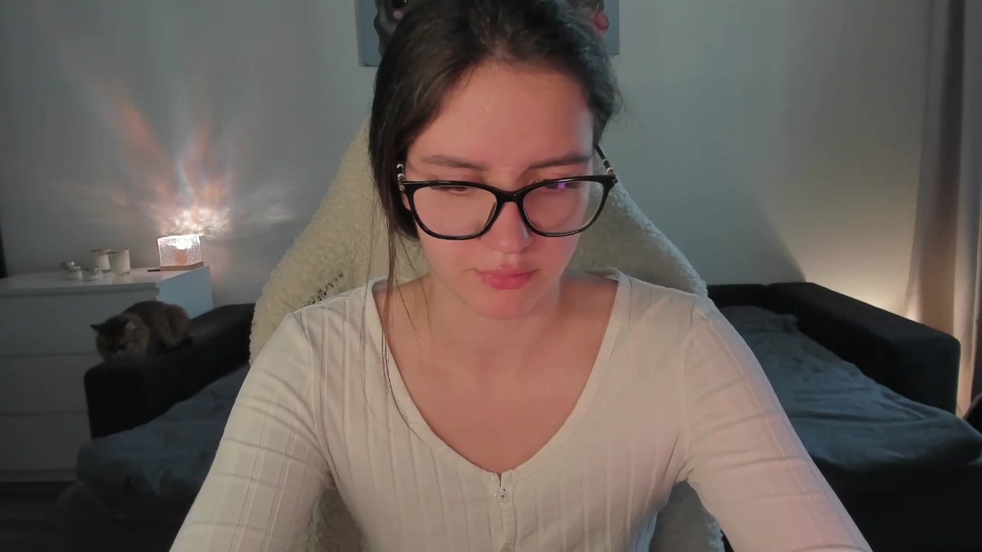 Gallery image thumbnail from sonia_moon's myfreecams stream on, 08/14/2025, 07:43 image 2 of 20