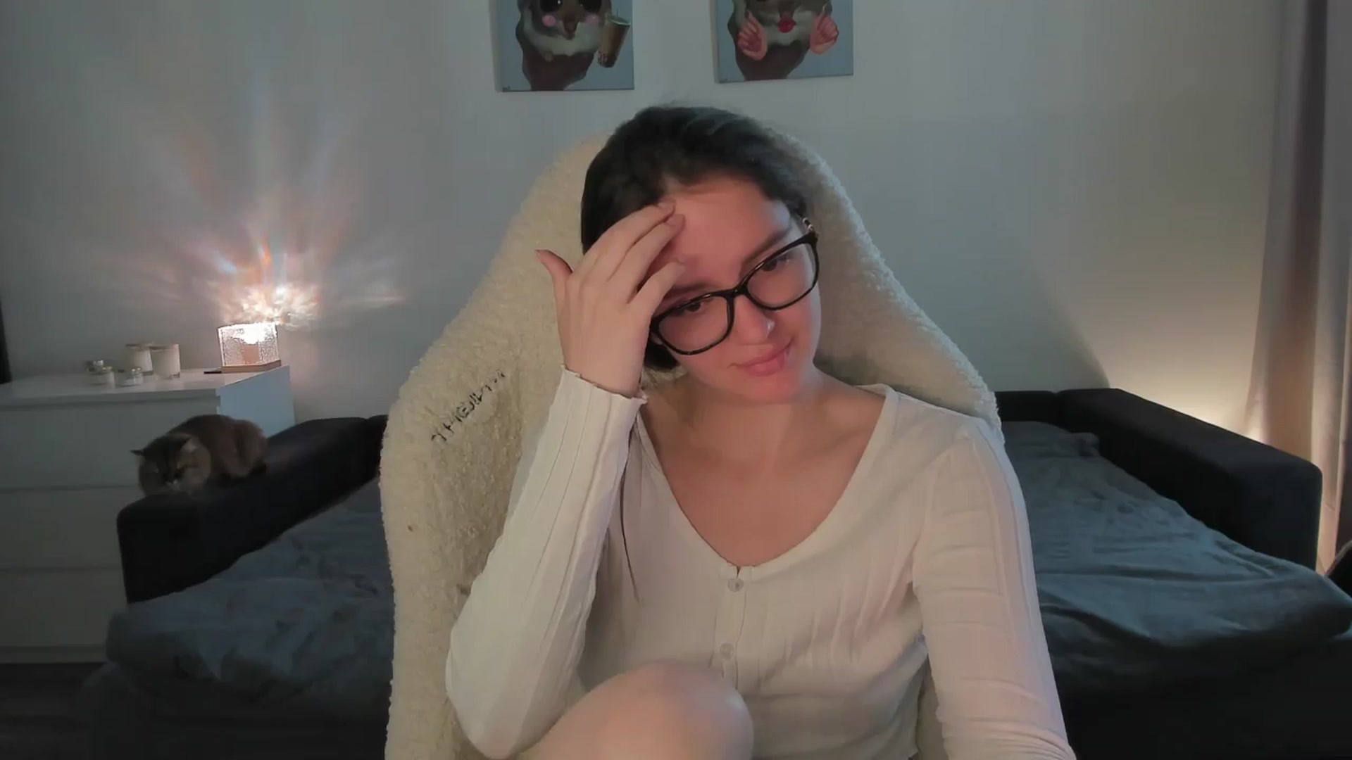Gallery image thumbnail from sonia_moon's myfreecams stream on, 08/14/2025, 07:43 image 15 of 20