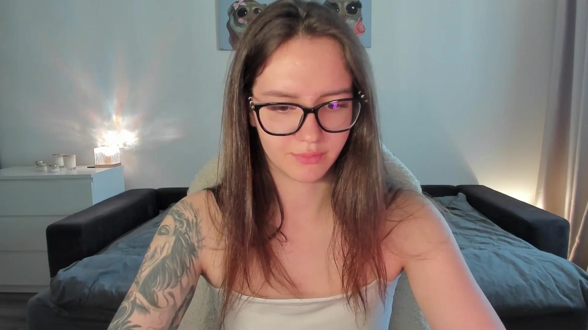 Gallery image thumbnail from sonia_moon's myfreecams stream on, 08/15/2025, 07:35 image 14 of 20