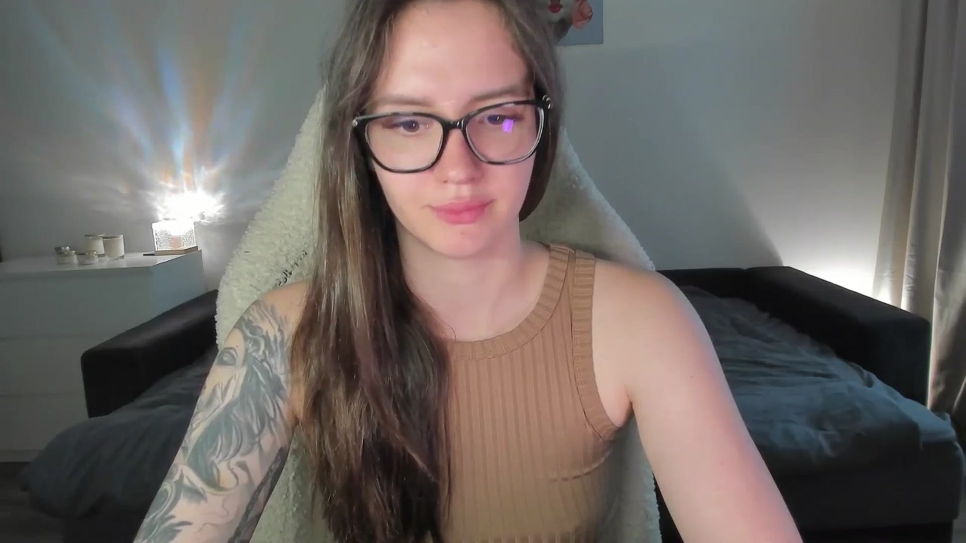 Gallery image thumbnail from sonia_moon's myfreecams stream on, 08/16/2025, 07:45 image 17 of 20