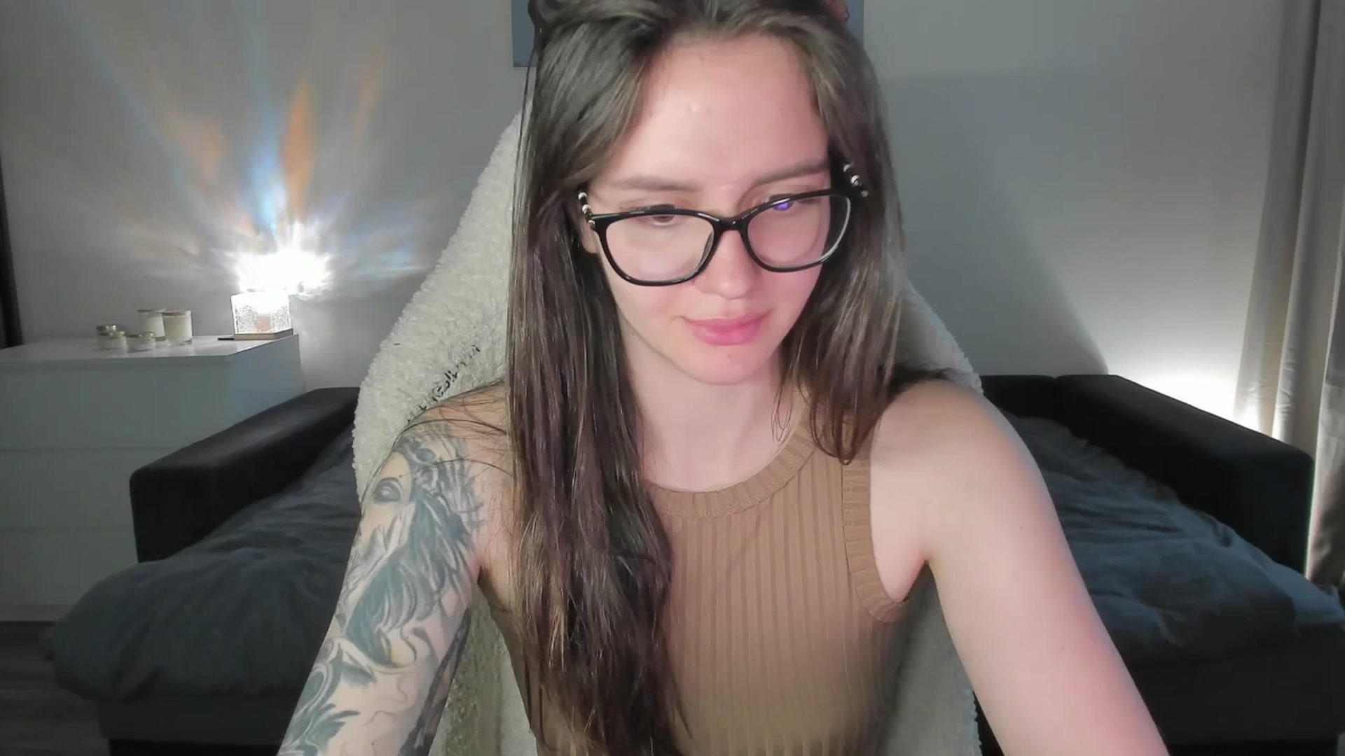 Gallery image thumbnail from sonia_moon's myfreecams stream on, 08/16/2025, 07:45 image 3 of 20