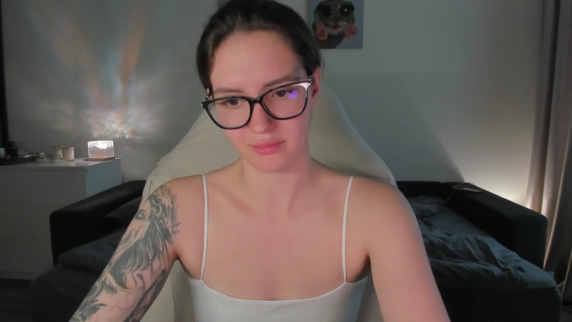 Gallery image thumbnail from sonia_moon's myfreecams stream on, 08/18/2025, 06:30 image 9 of 20
